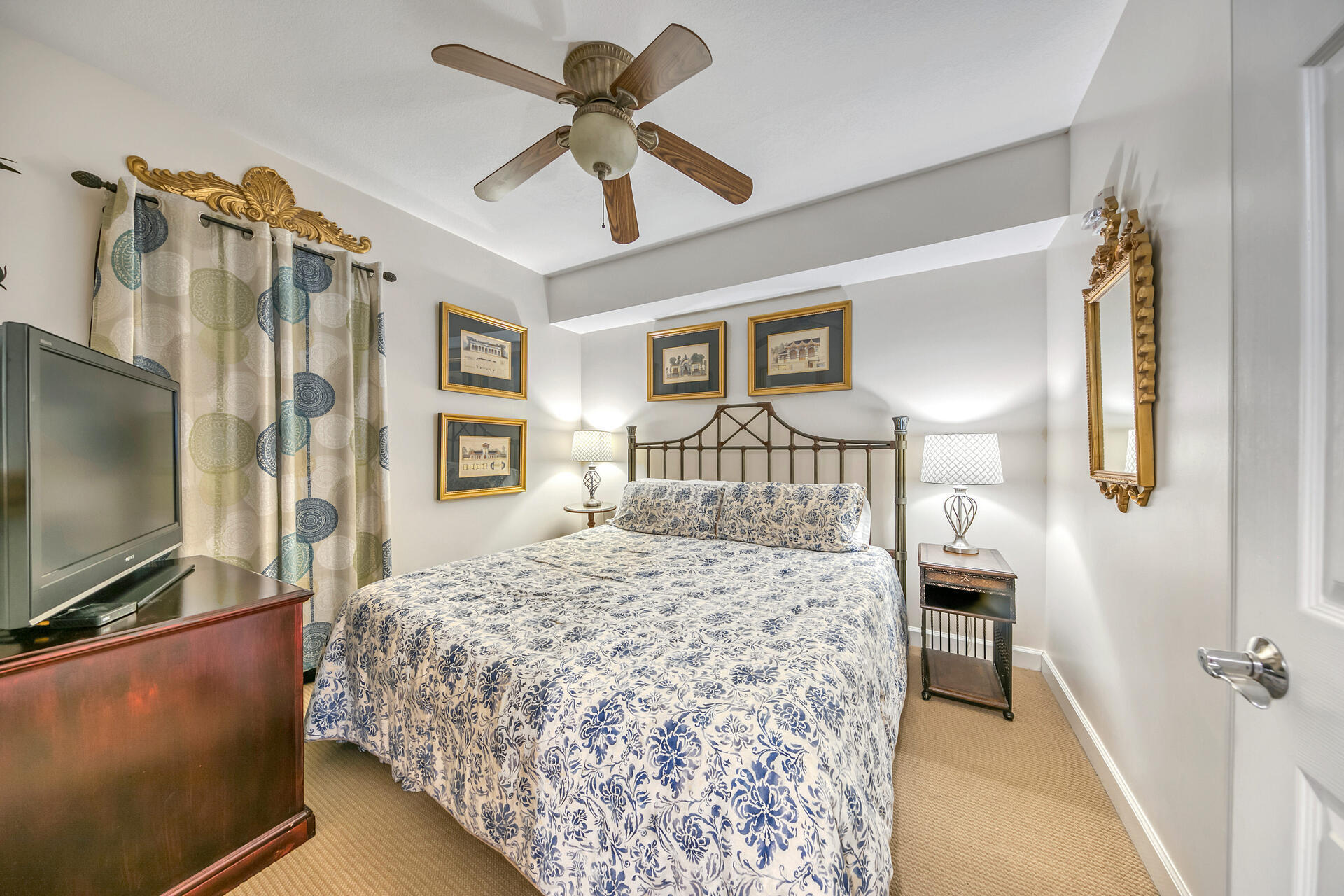 STERLING SHORES - Residential