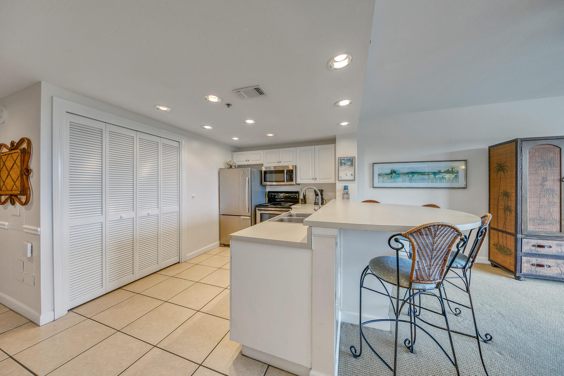 STERLING SHORES - Residential