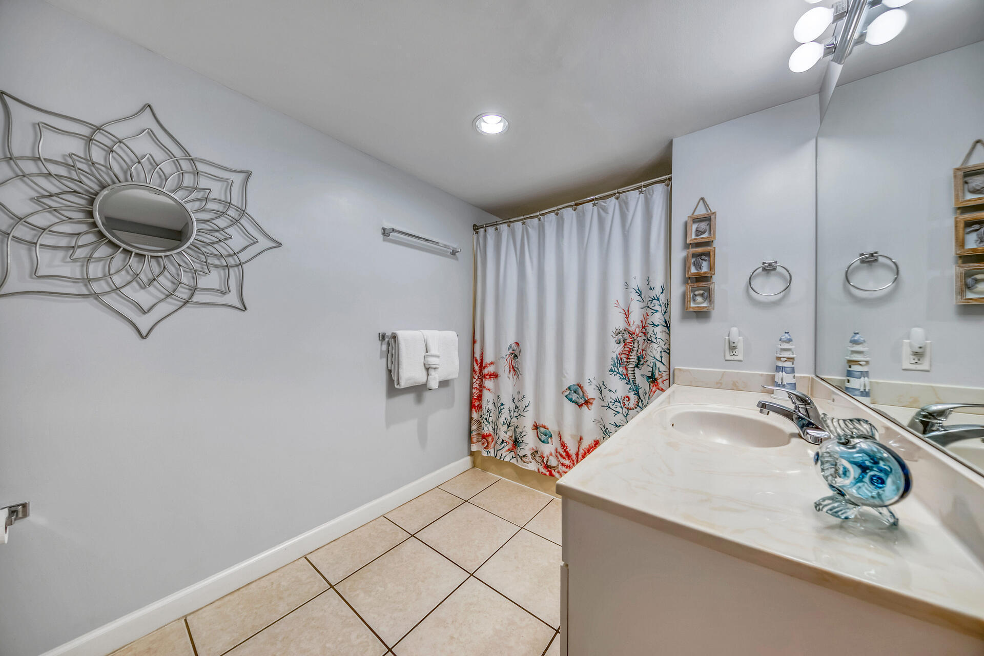 STERLING SHORES - Residential