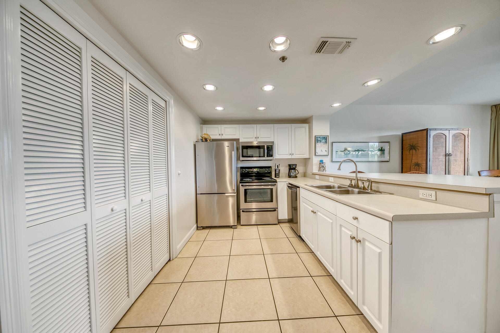 STERLING SHORES - Residential