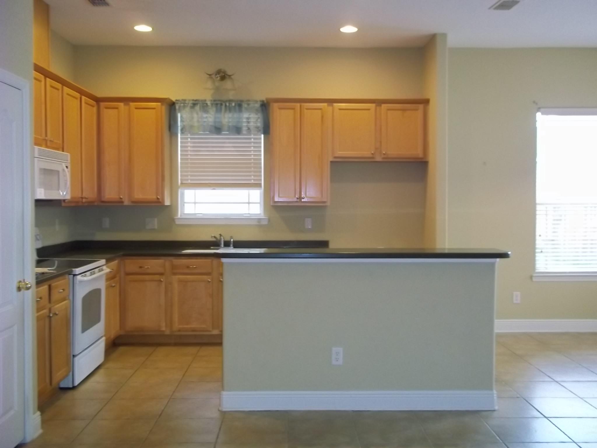 NEWPORT - Residential