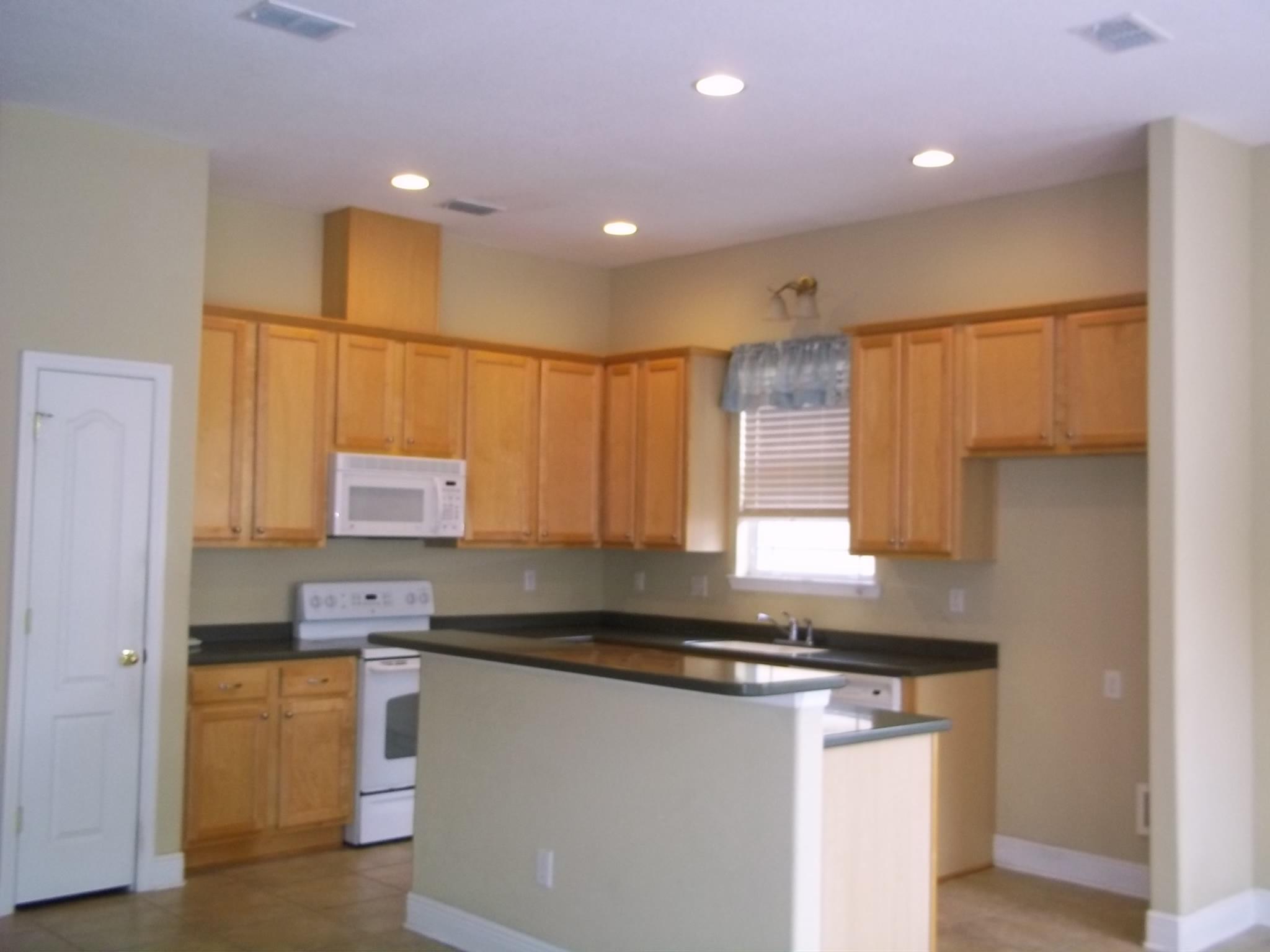 NEWPORT - Residential