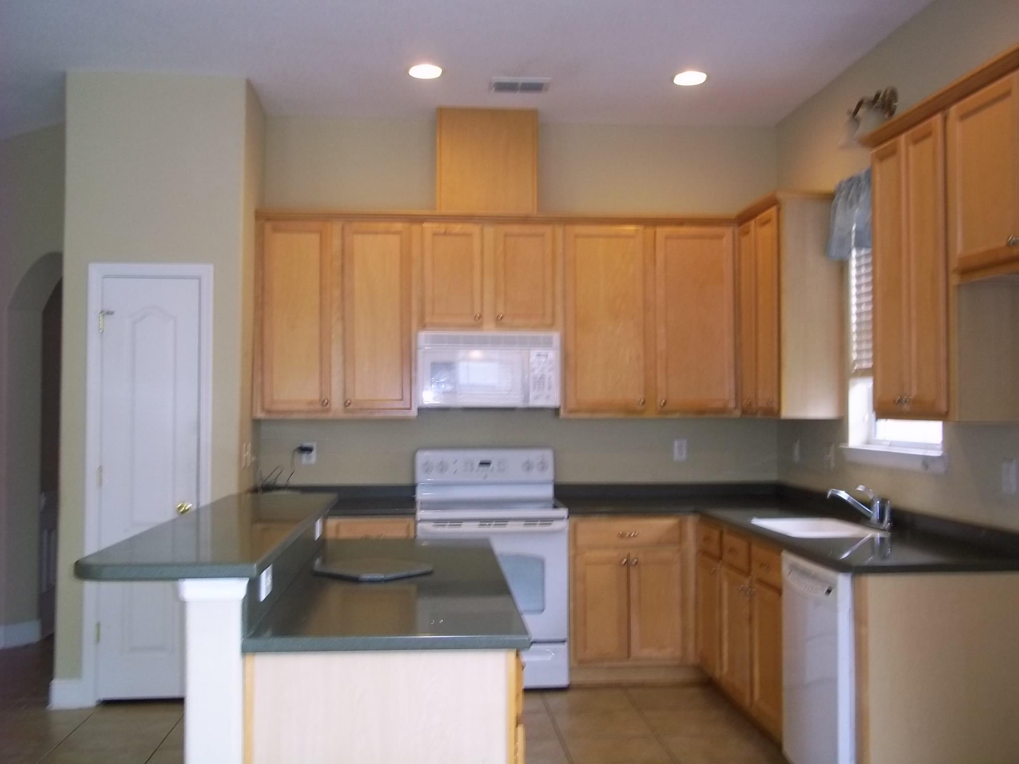 NEWPORT - Residential