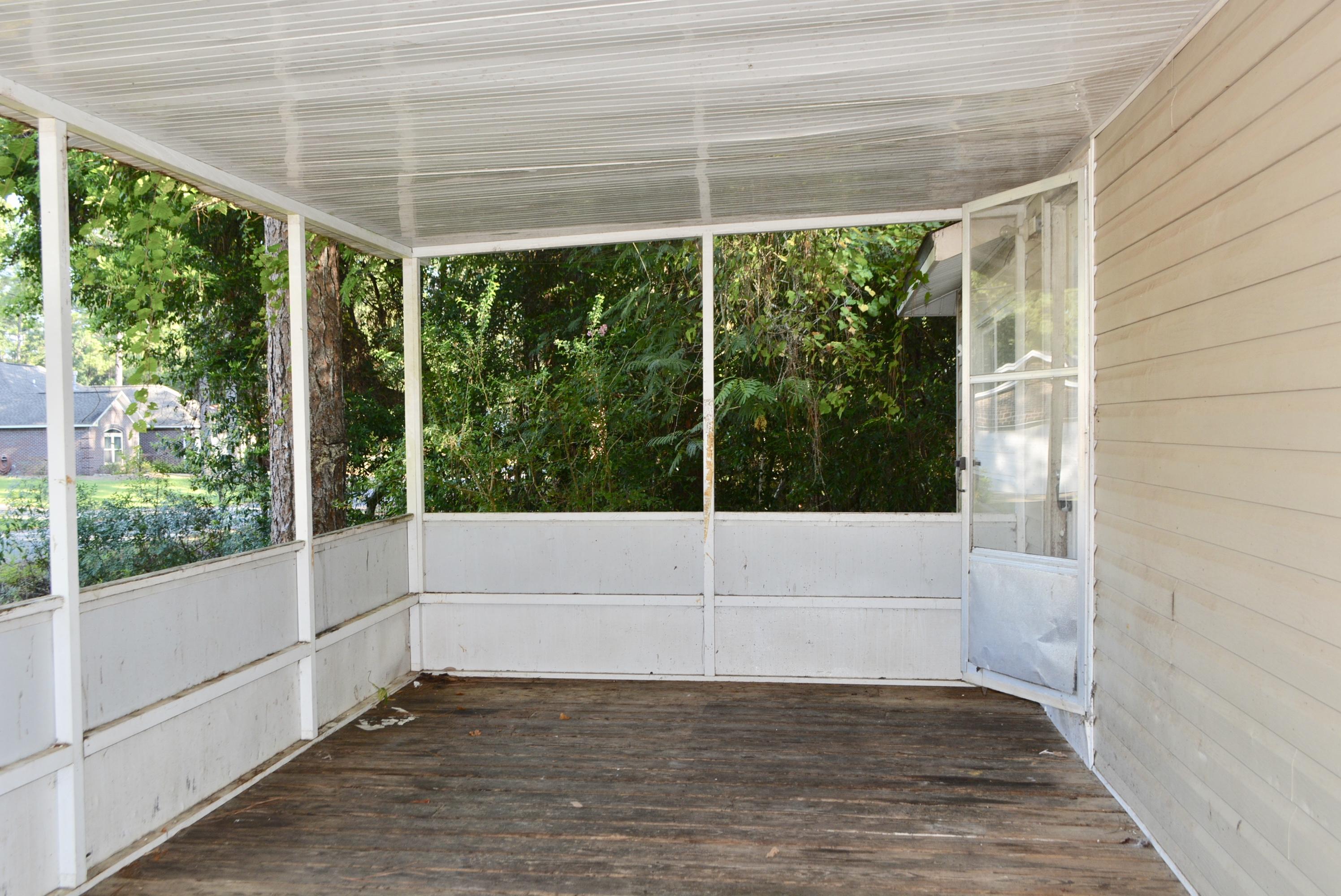 VALPARAISO PINECREST 6 - Residential