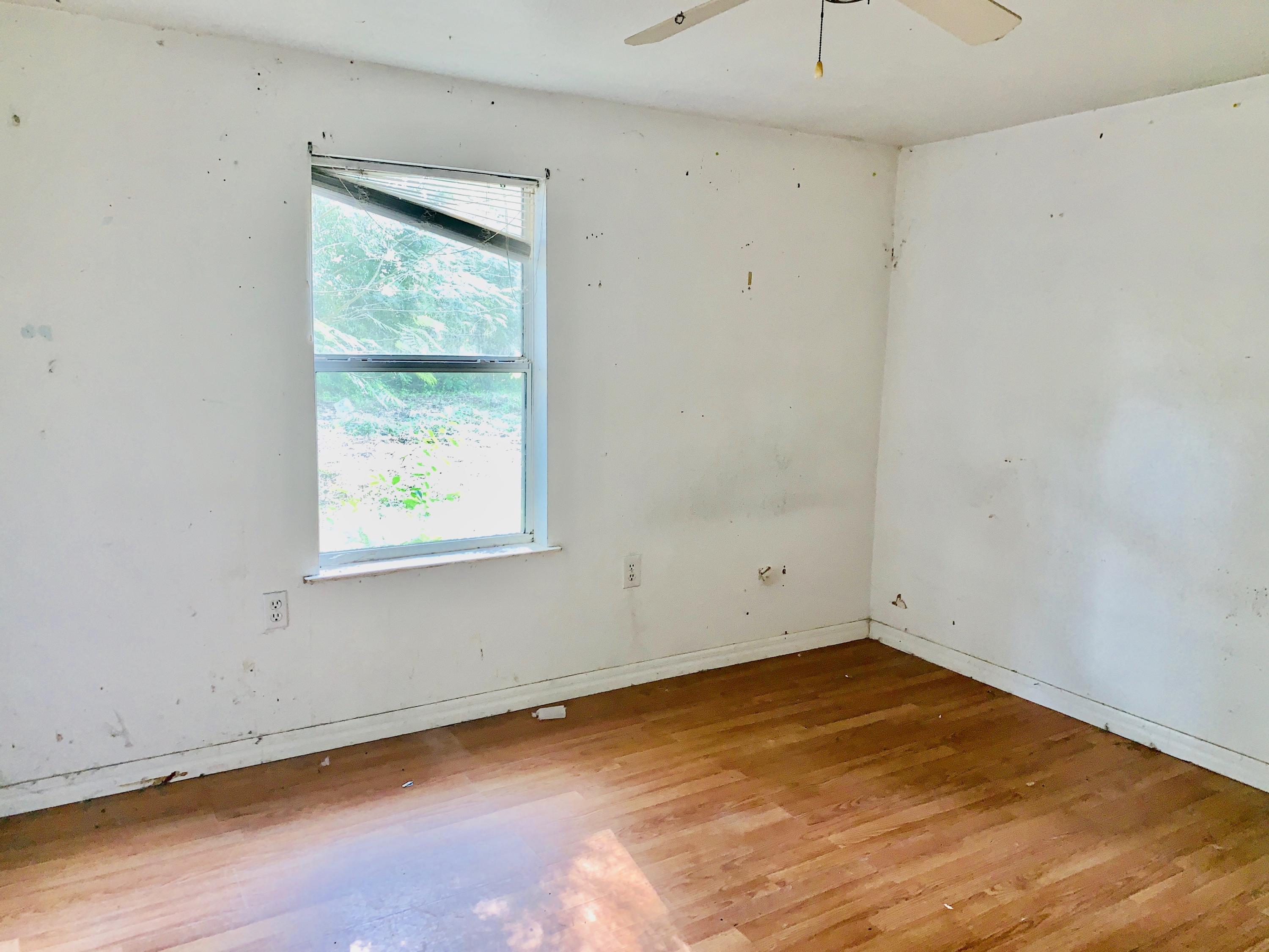 VALPARAISO PINECREST 6 - Residential