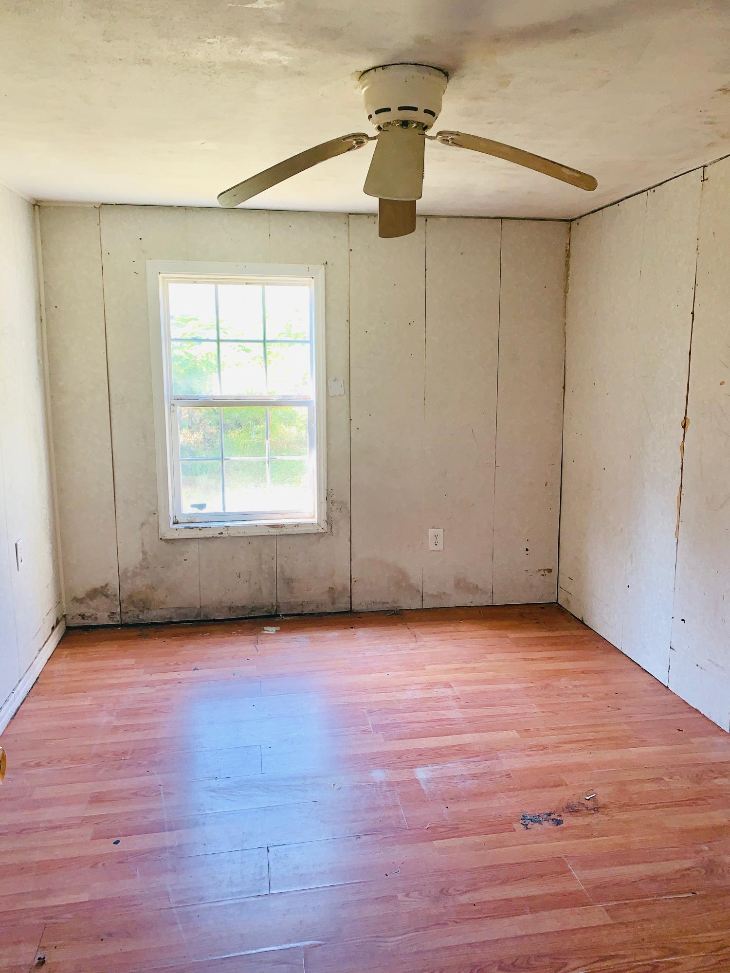 VALPARAISO PINECREST 6 - Residential