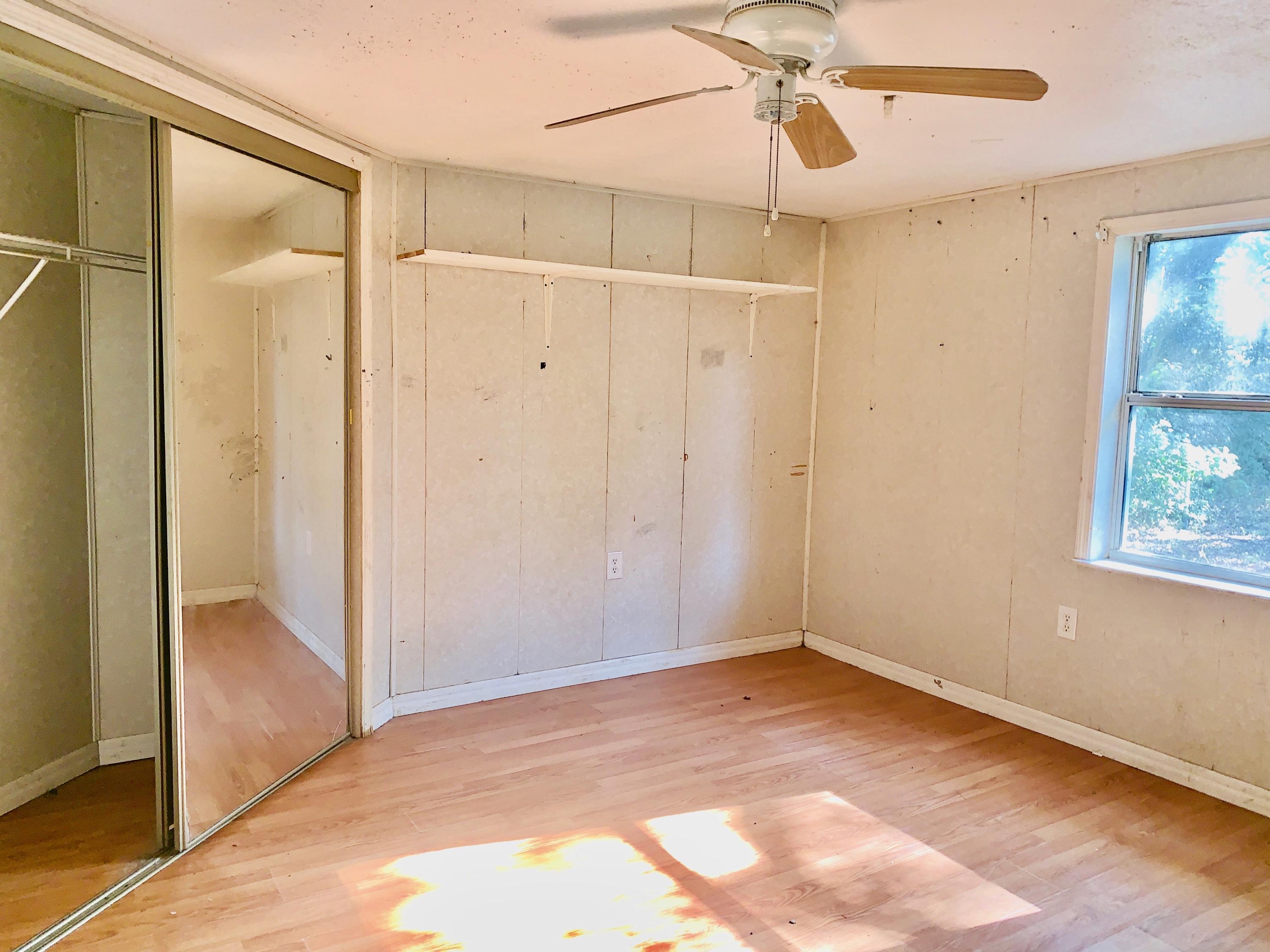 VALPARAISO PINECREST 6 - Residential