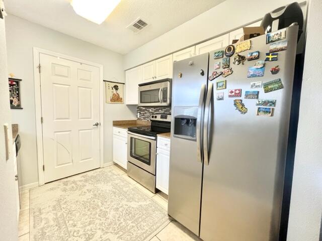 THE FLORIDA CLUB - Residential Lease