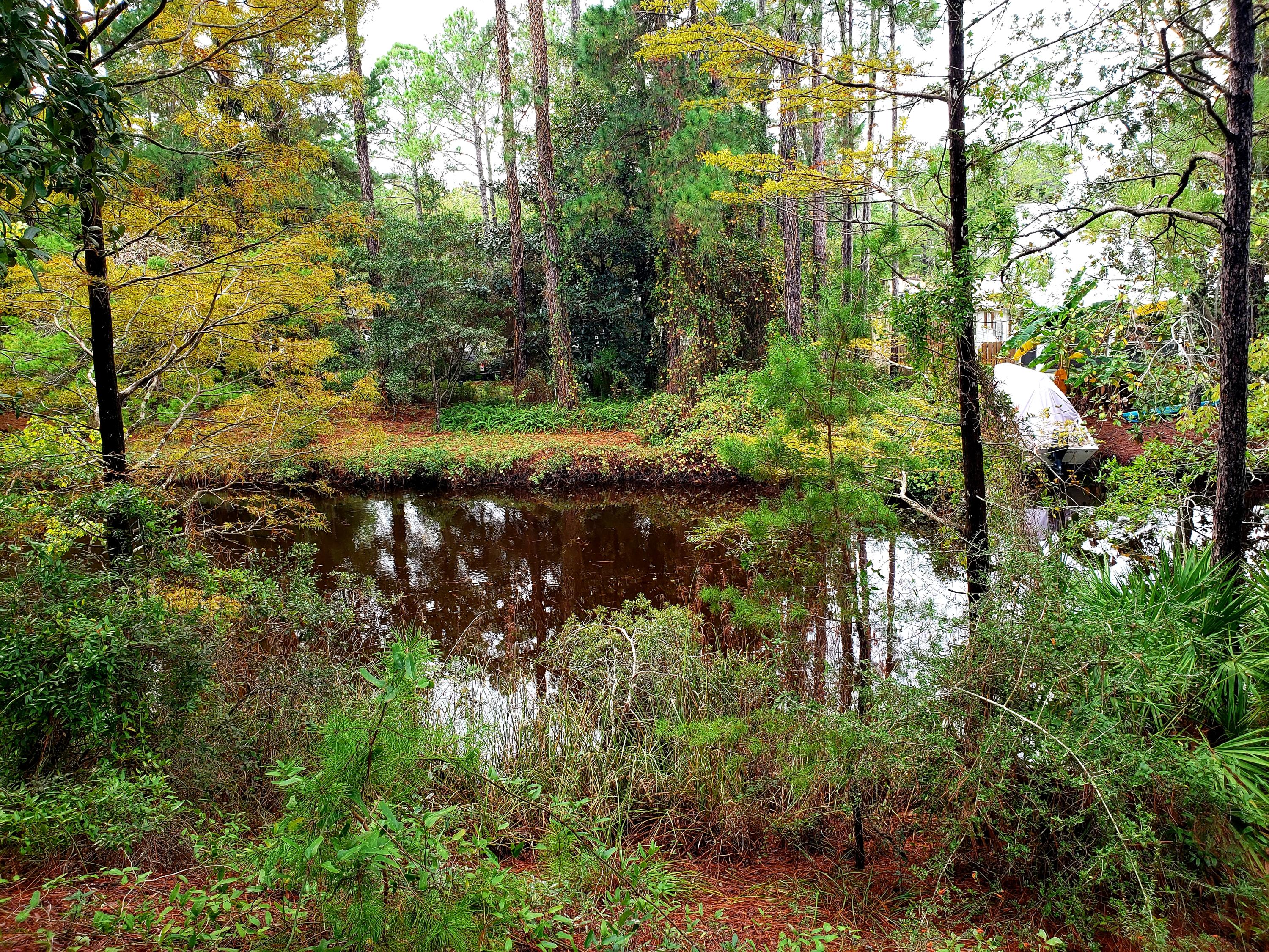 Daughettes 1st Addition - Land