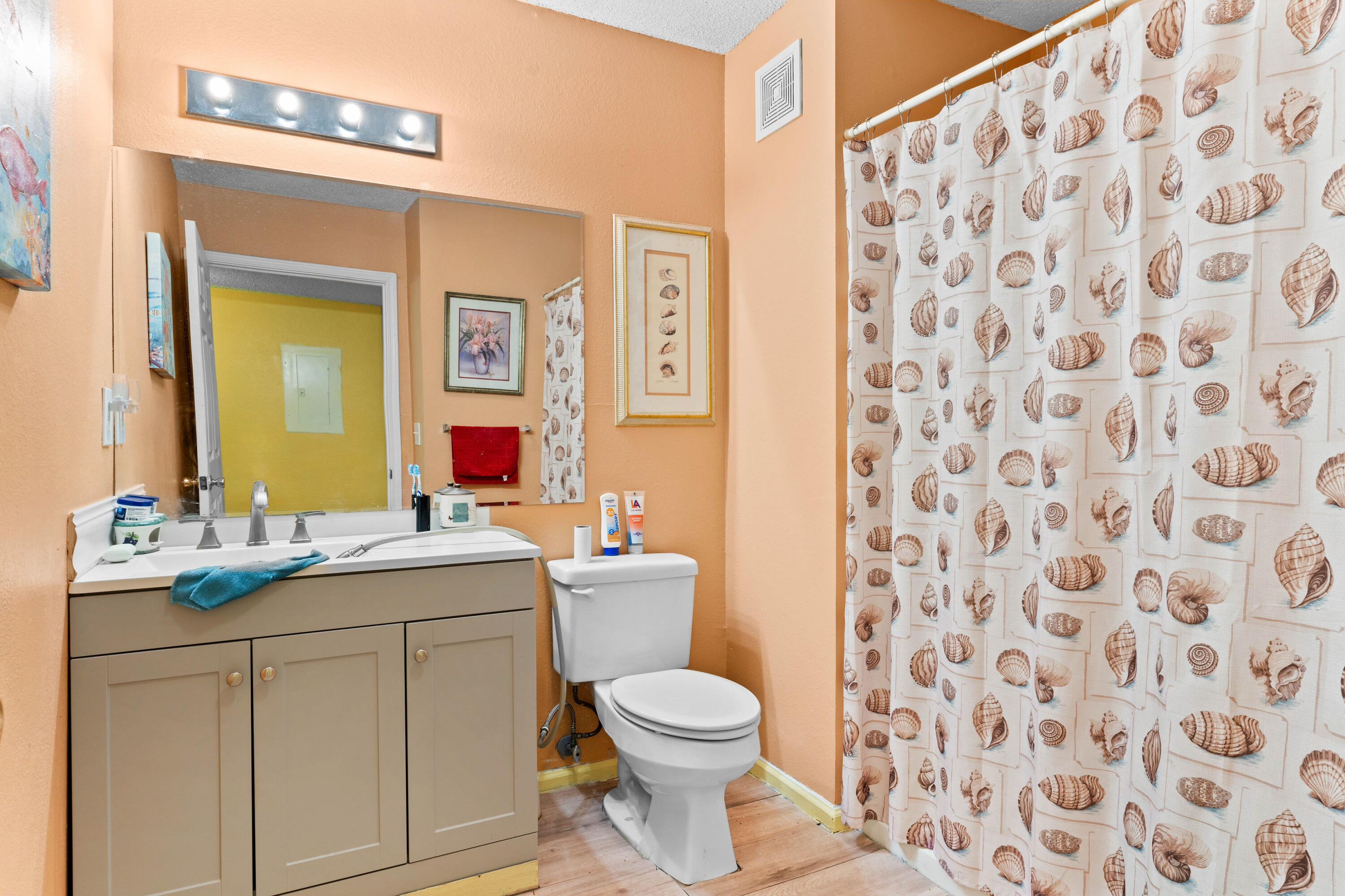 INDIAN LAKE - Residential