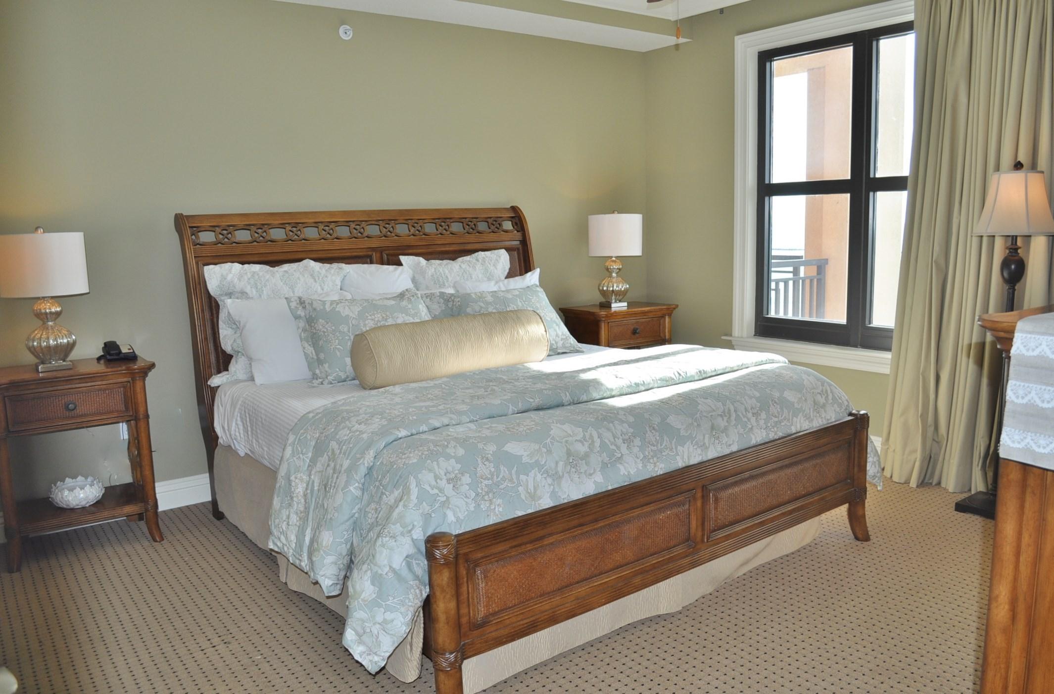 EMERALD GRANDE - Residential