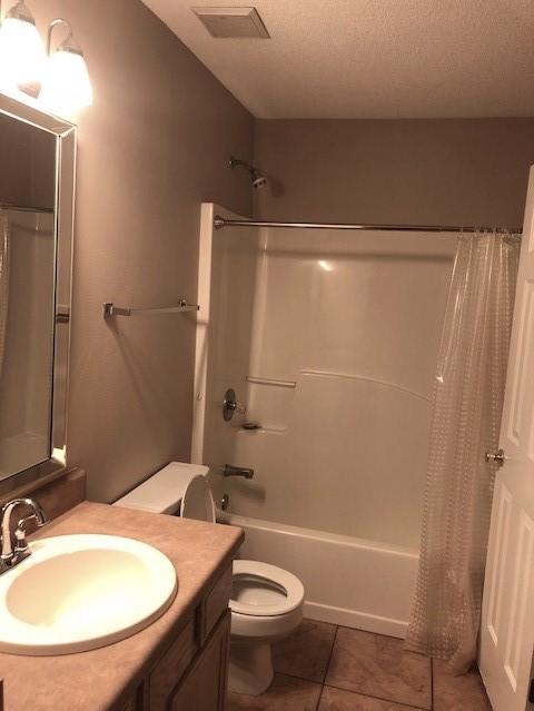 COVENTRY CORNERS - Residential