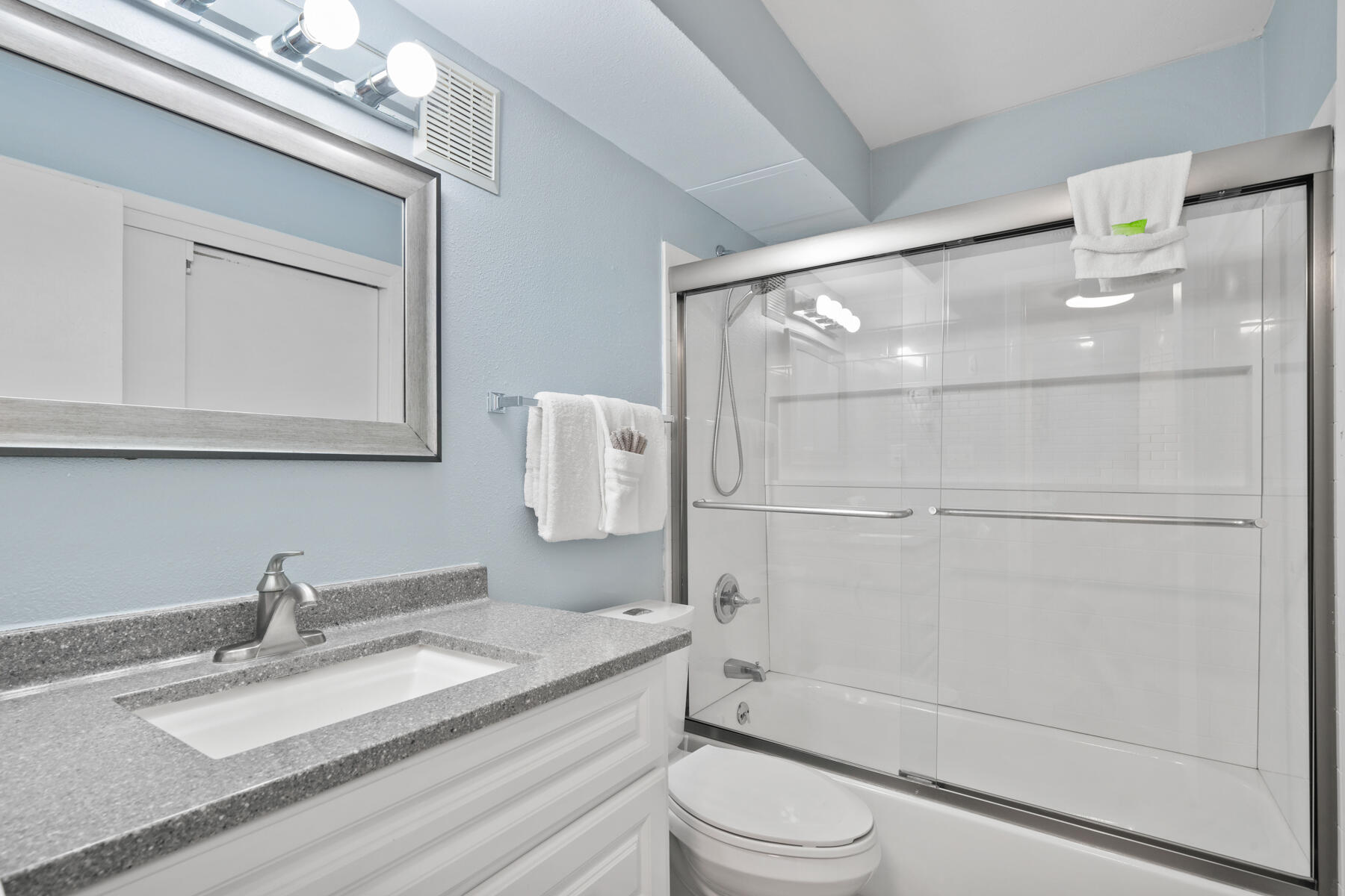 AQUA VILLA - Residential