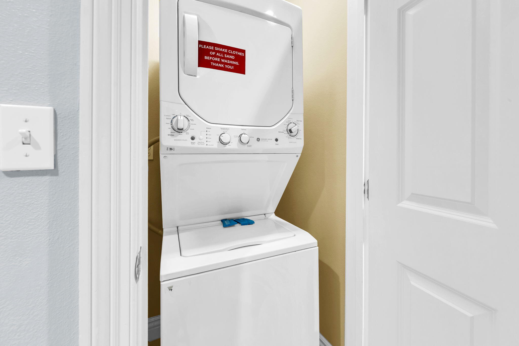 EMERALD GRANDE - Residential