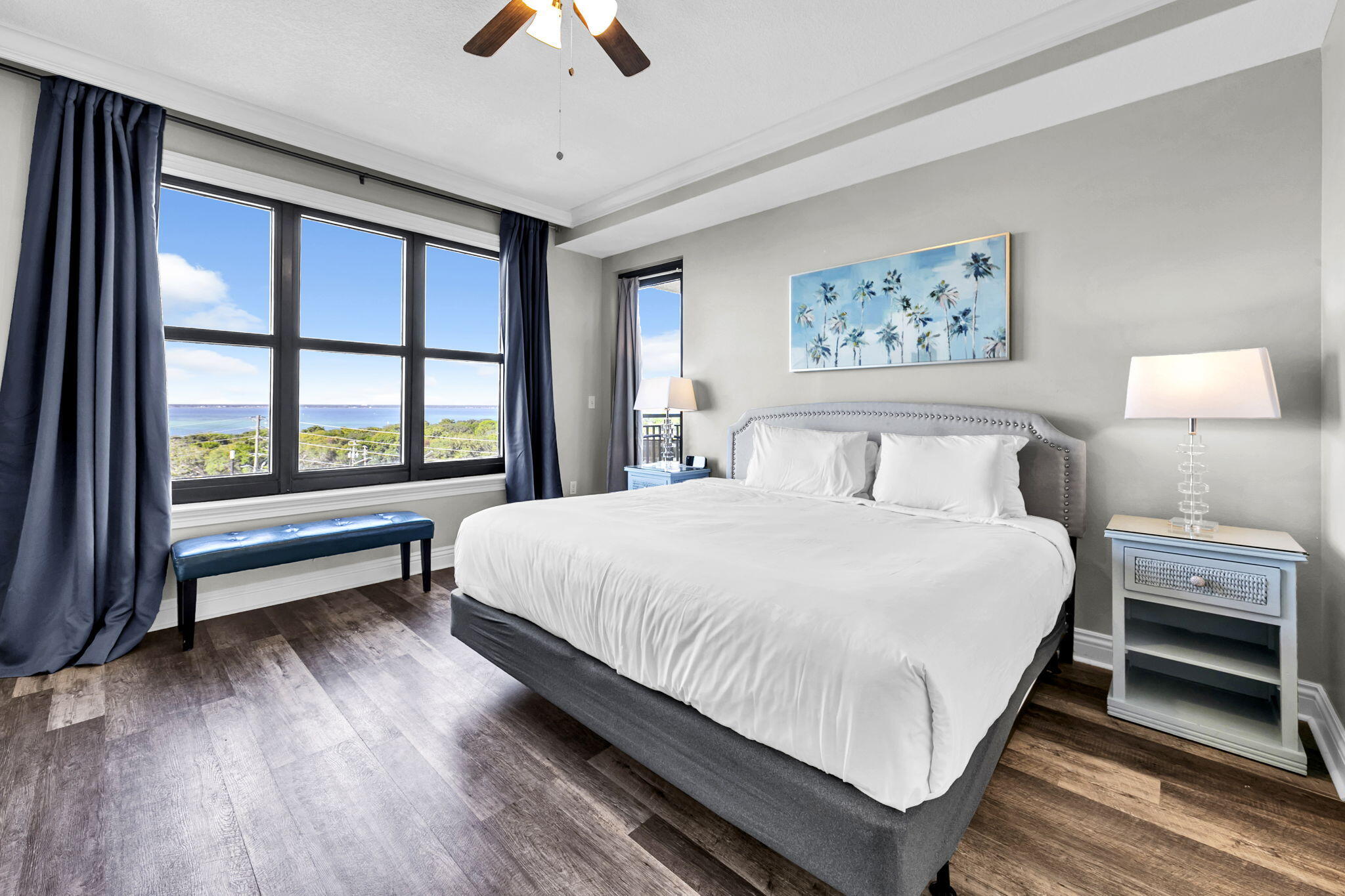 EMERALD GRANDE - Residential