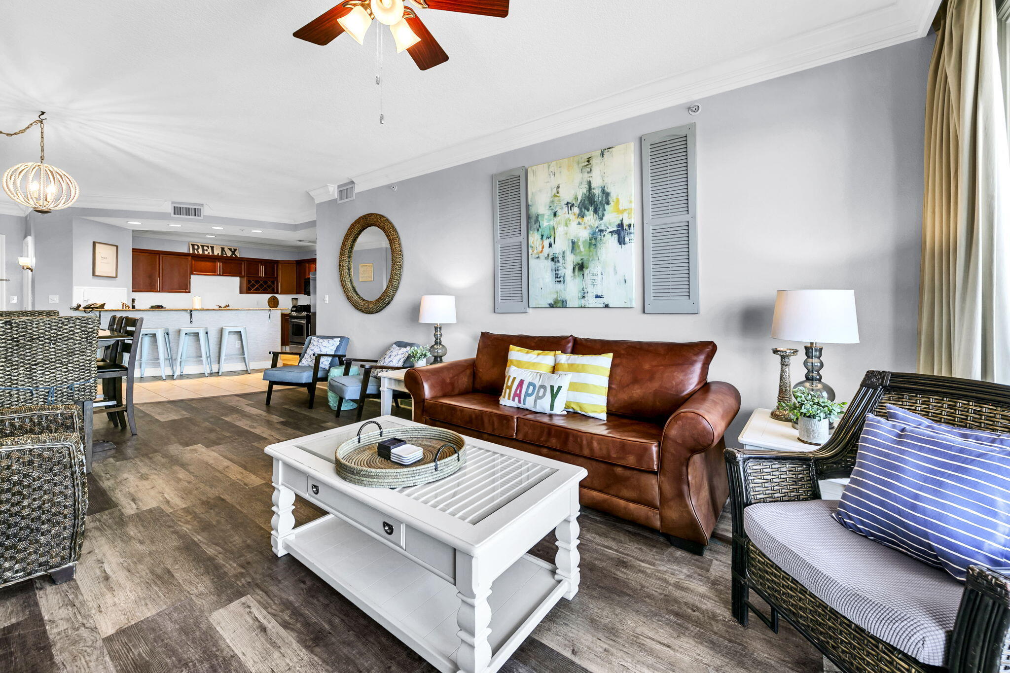 EMERALD GRANDE - Residential