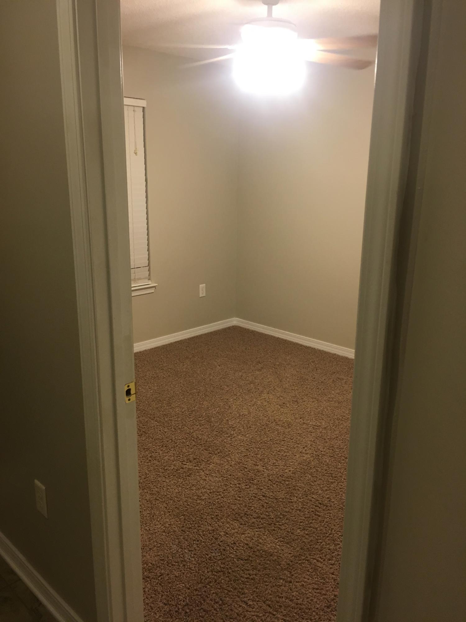 TOWN OF CRESTVIEW - Residential