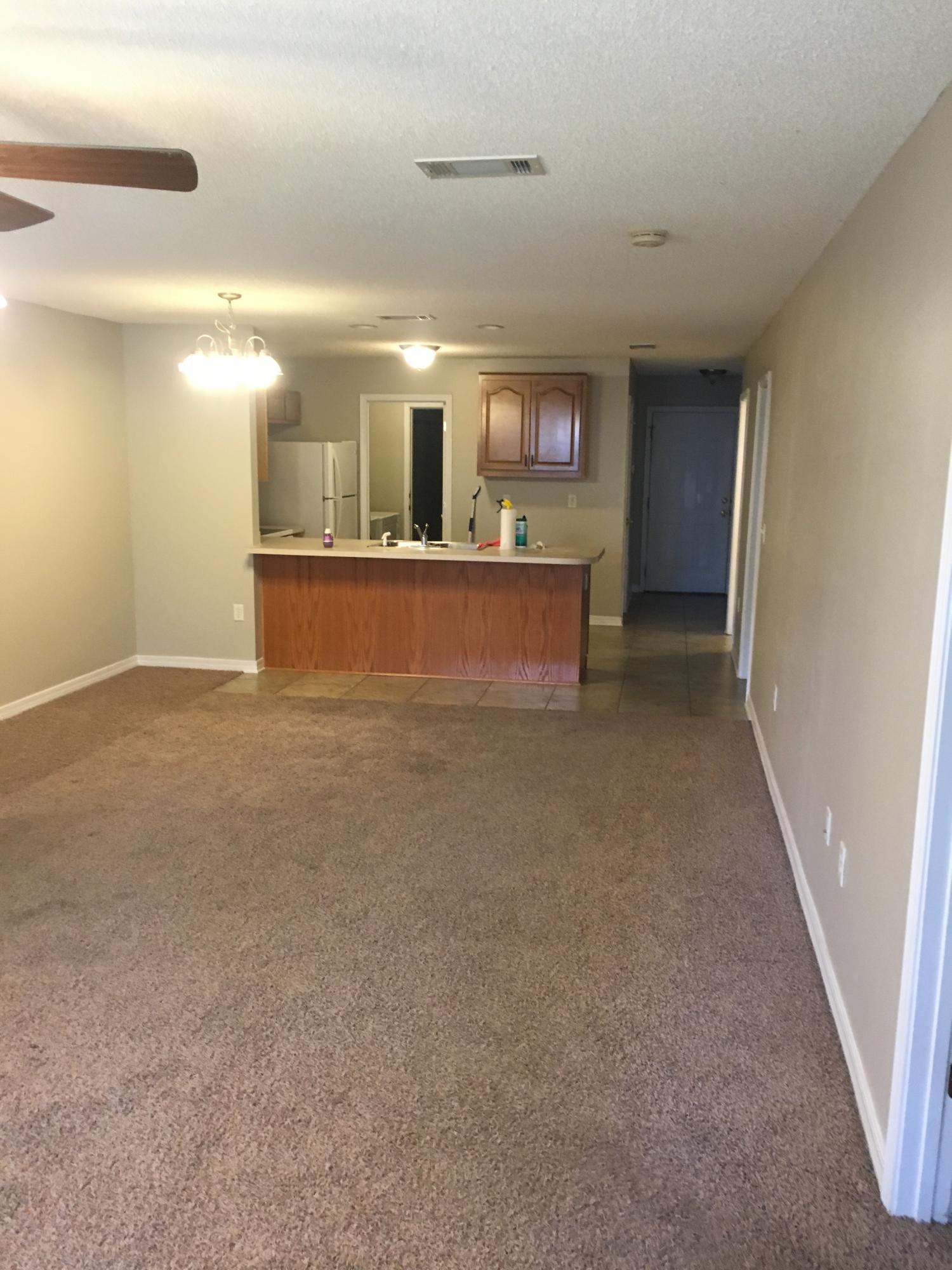 TOWN OF CRESTVIEW - Residential