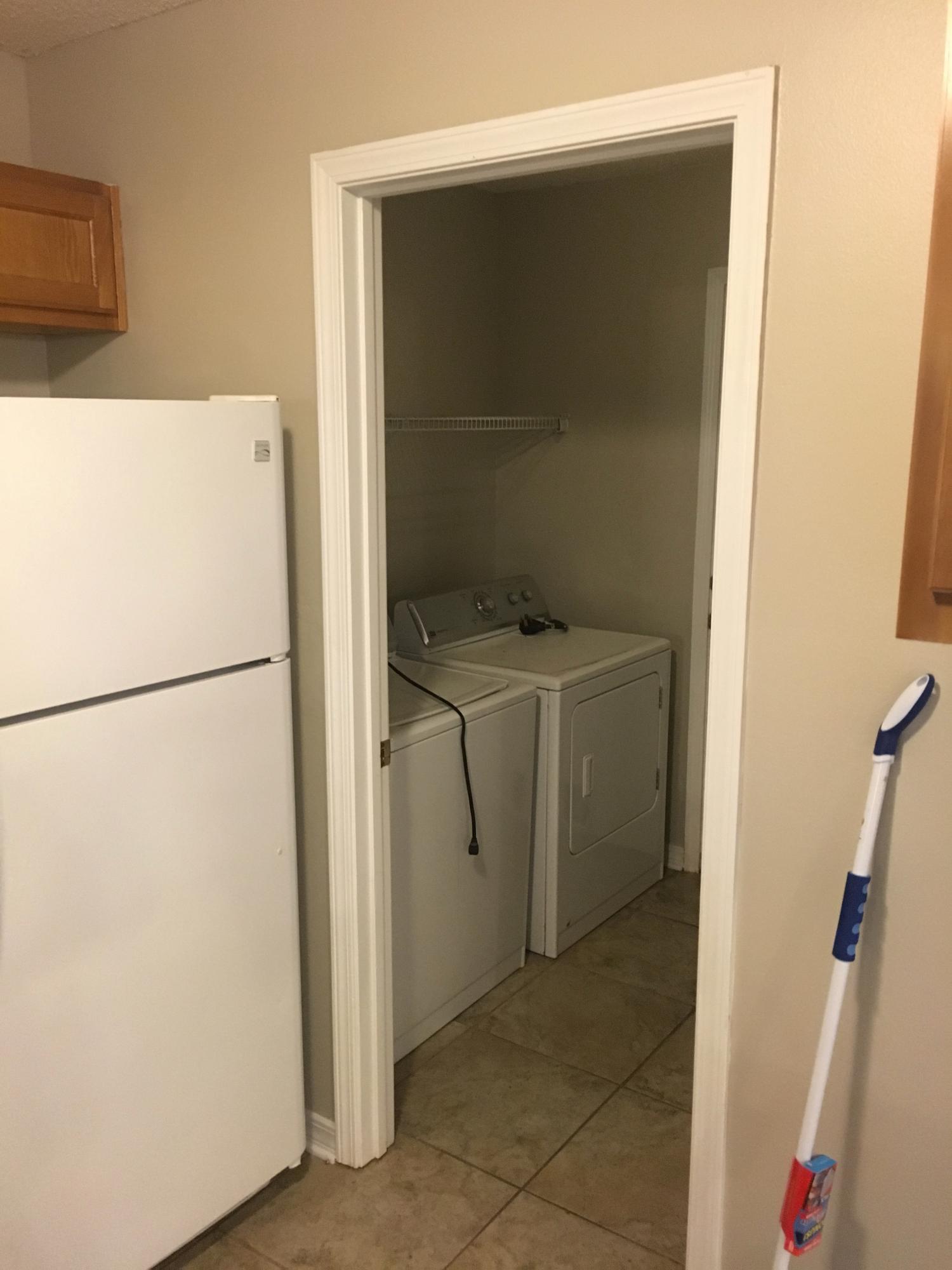 TOWN OF CRESTVIEW - Residential