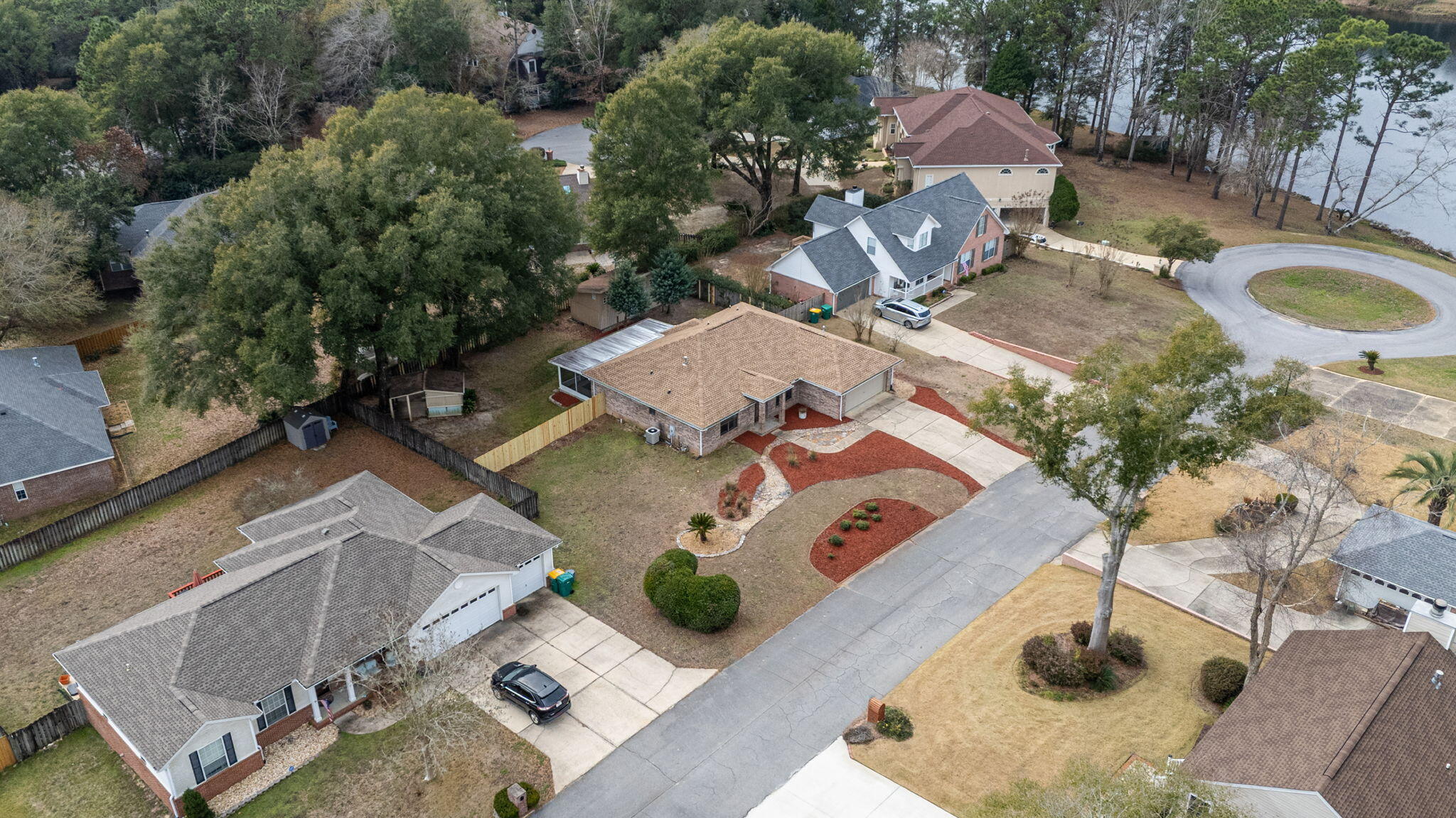 LAKESIDE EAST - Residential