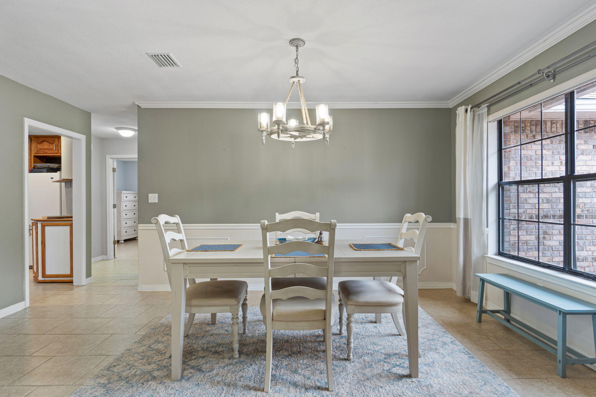 LAKESIDE EAST - Residential