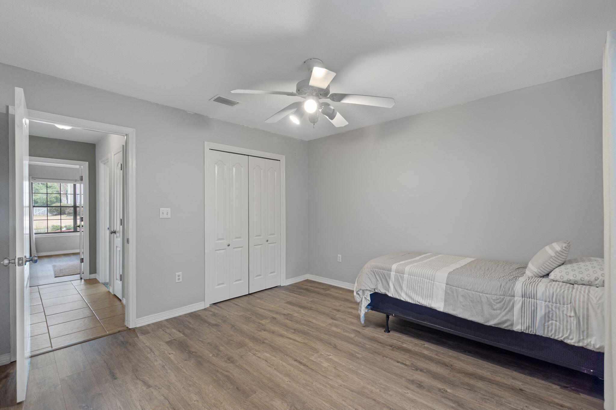 LAKESIDE EAST - Residential