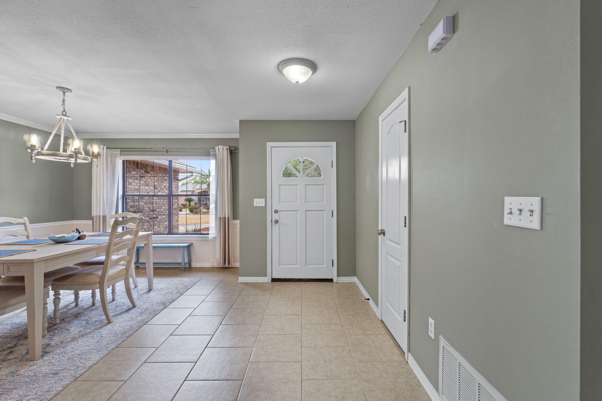 LAKESIDE EAST - Residential