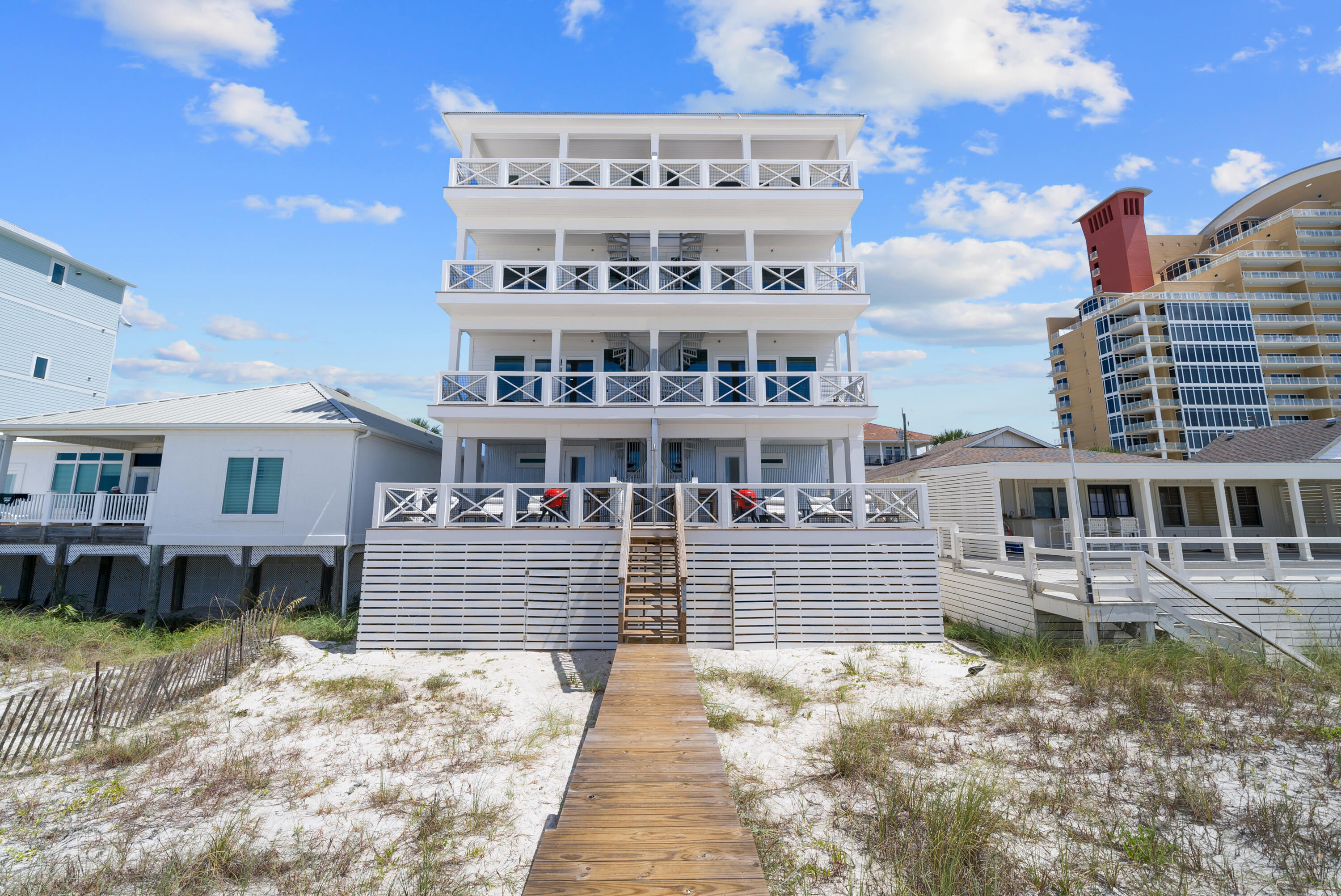 CRESCENT BEACH UNIT 1 - Residential