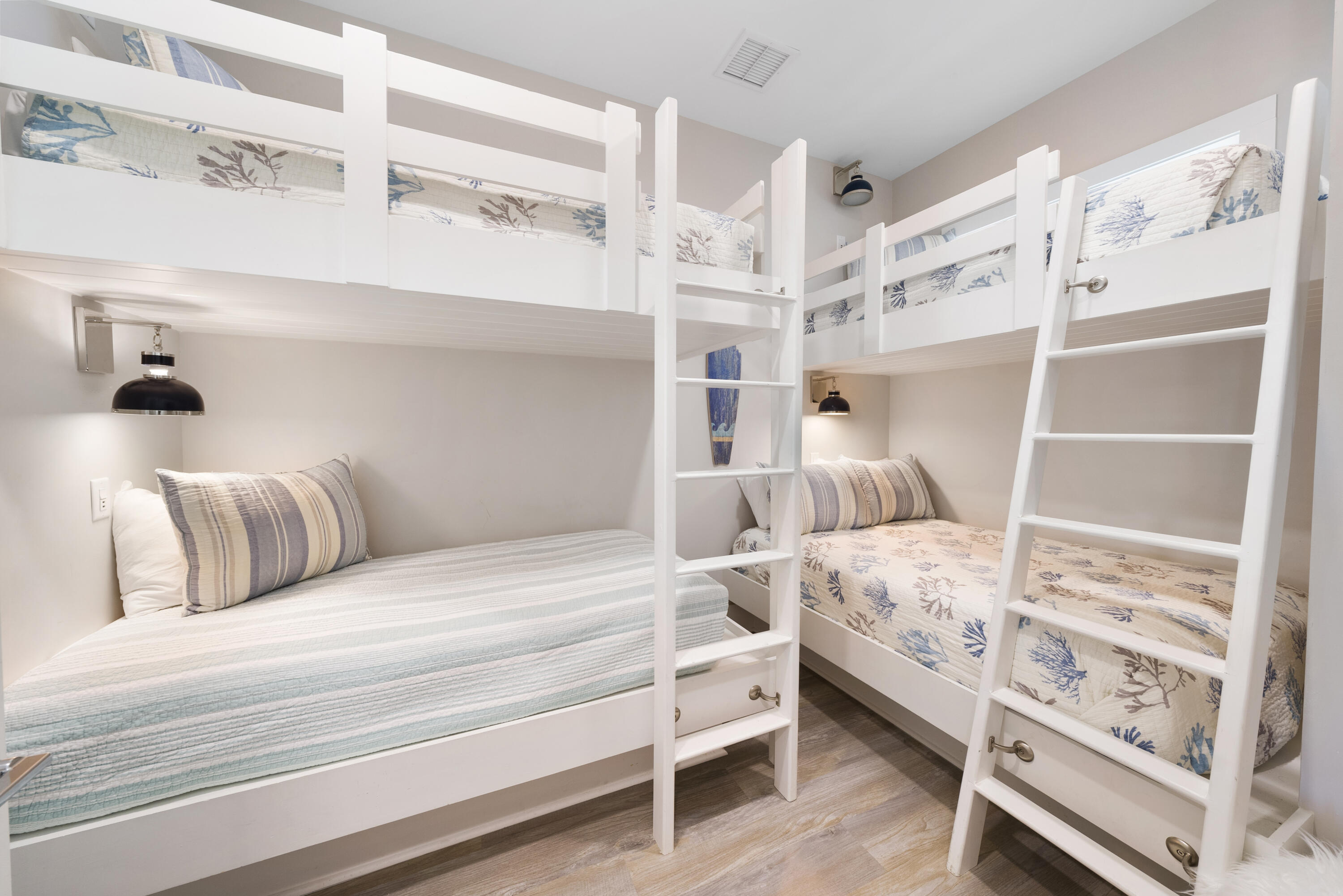 CRESCENT BEACH UNIT 1 - Residential