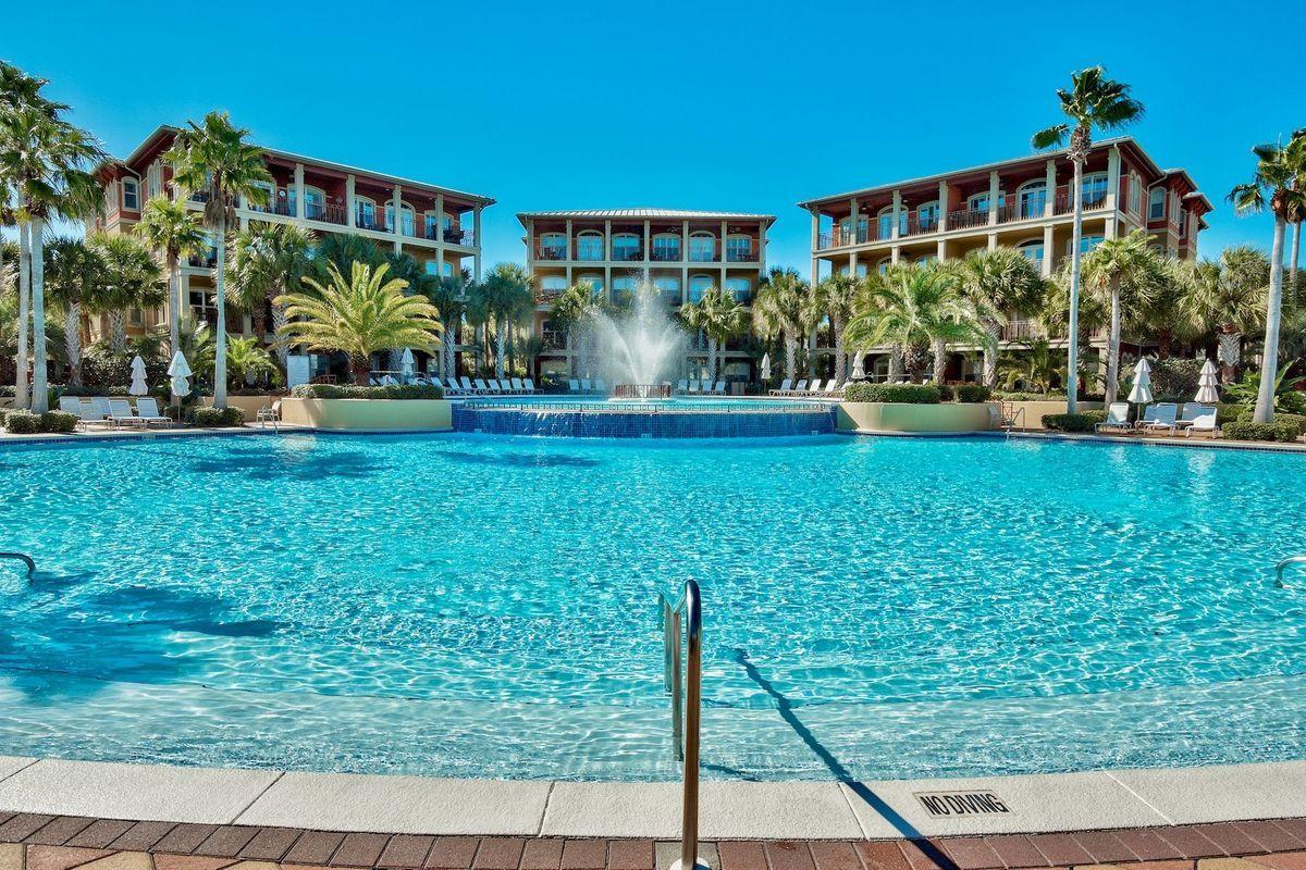 SEACREST BEACH - Residential