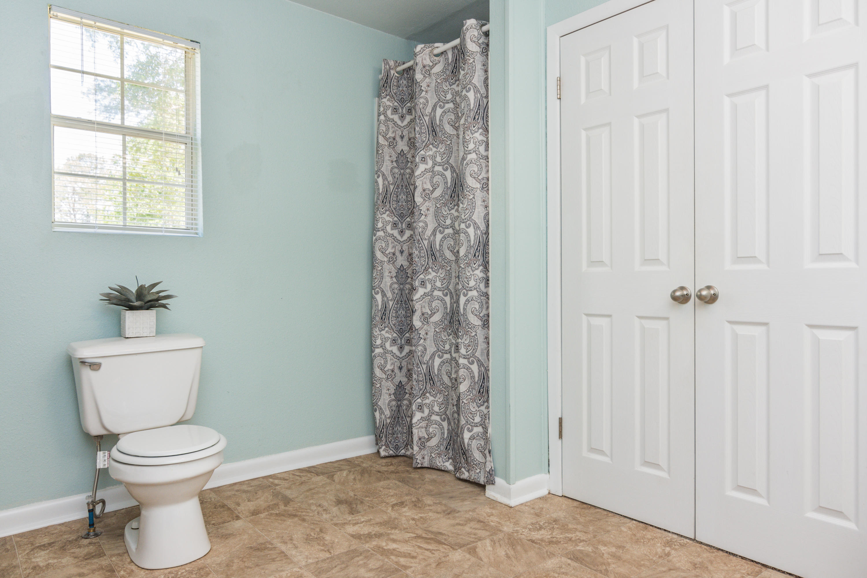 LAUREL HILL - Residential