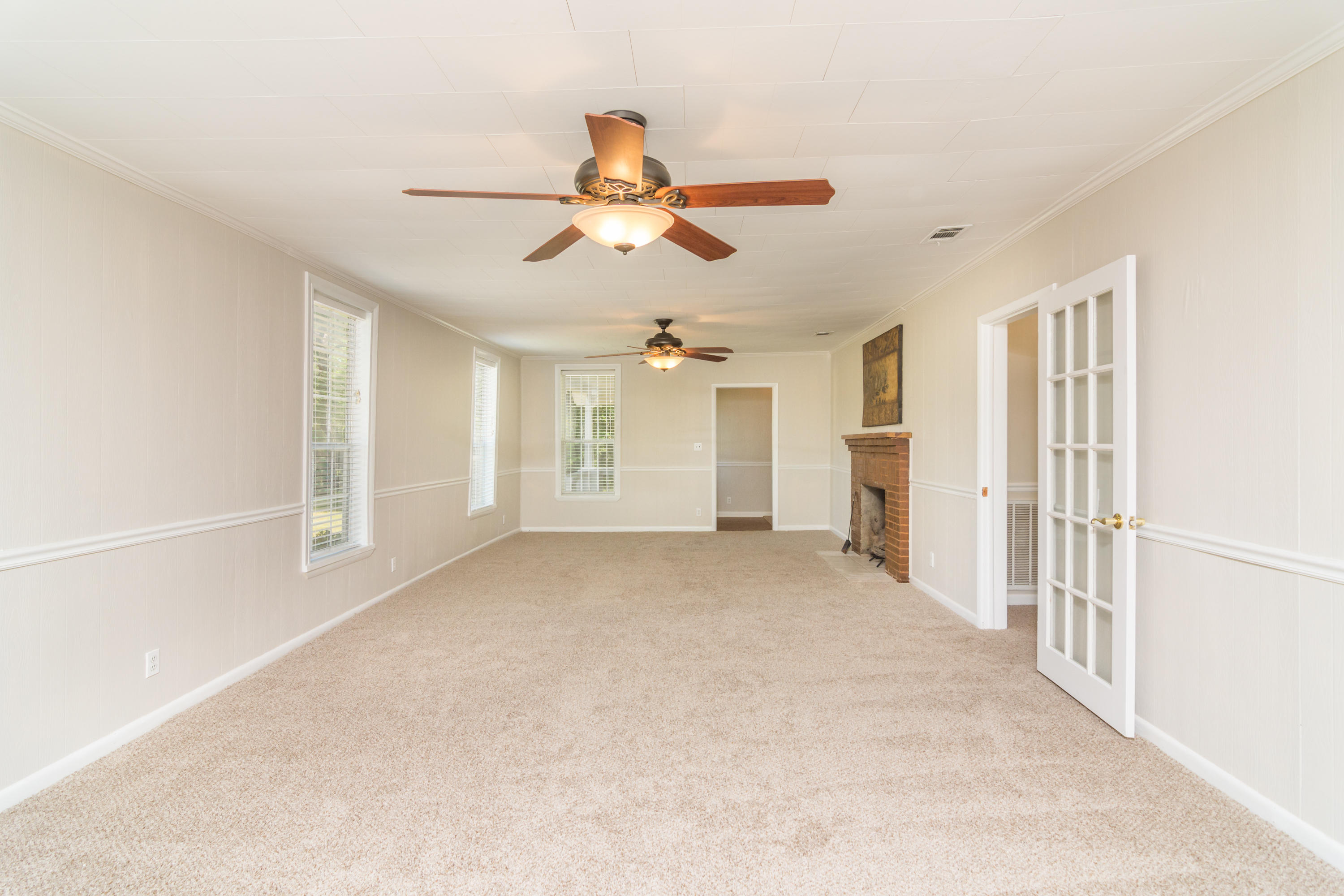 LAUREL HILL - Residential