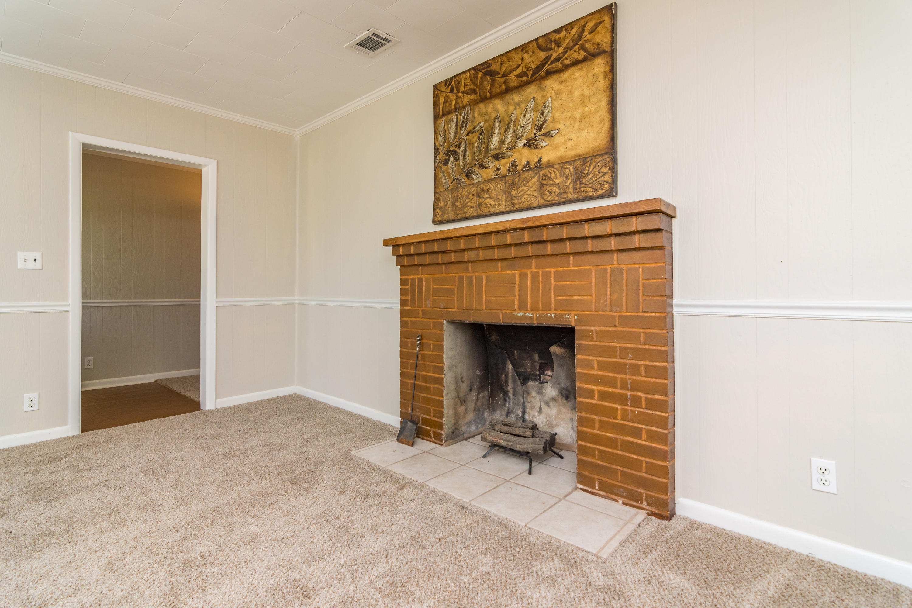 LAUREL HILL - Residential