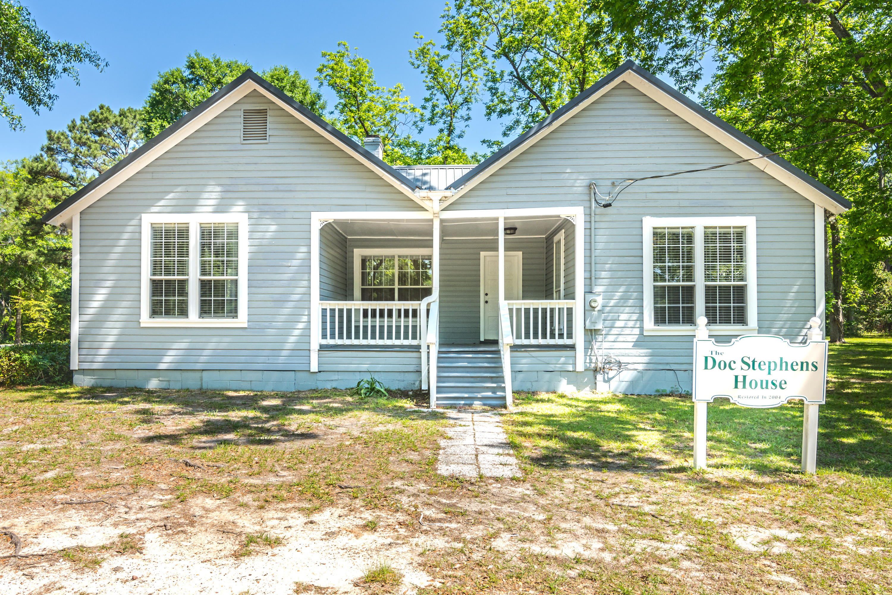 LAUREL HILL - Residential