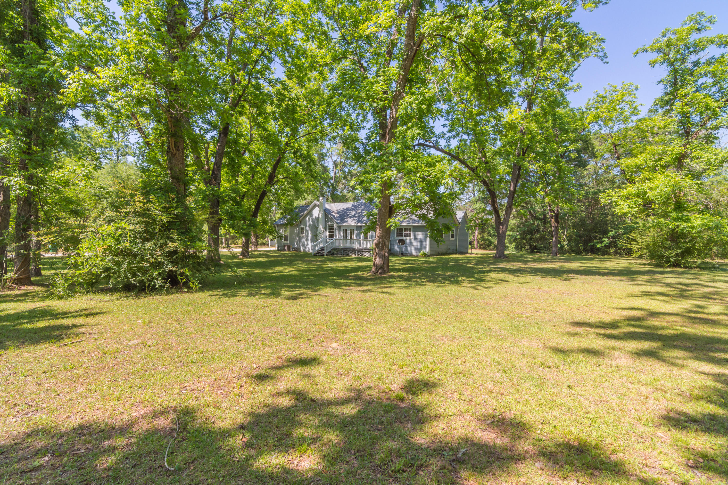 LAUREL HILL - Residential