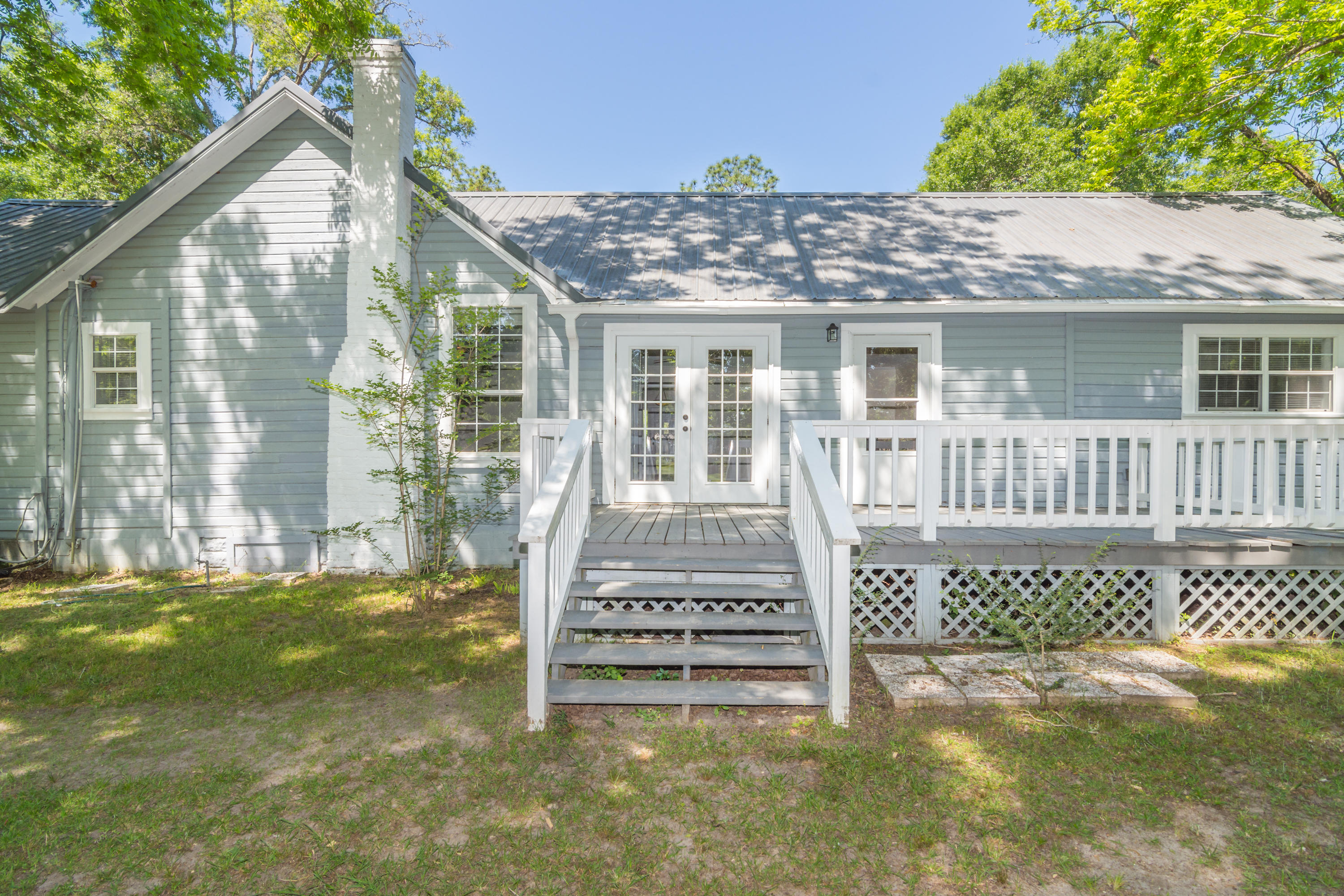 LAUREL HILL - Residential