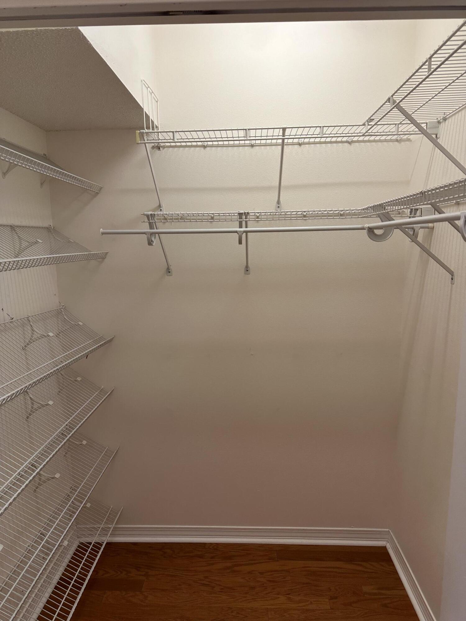 EMERALD BAY PH 1A - Residential Lease