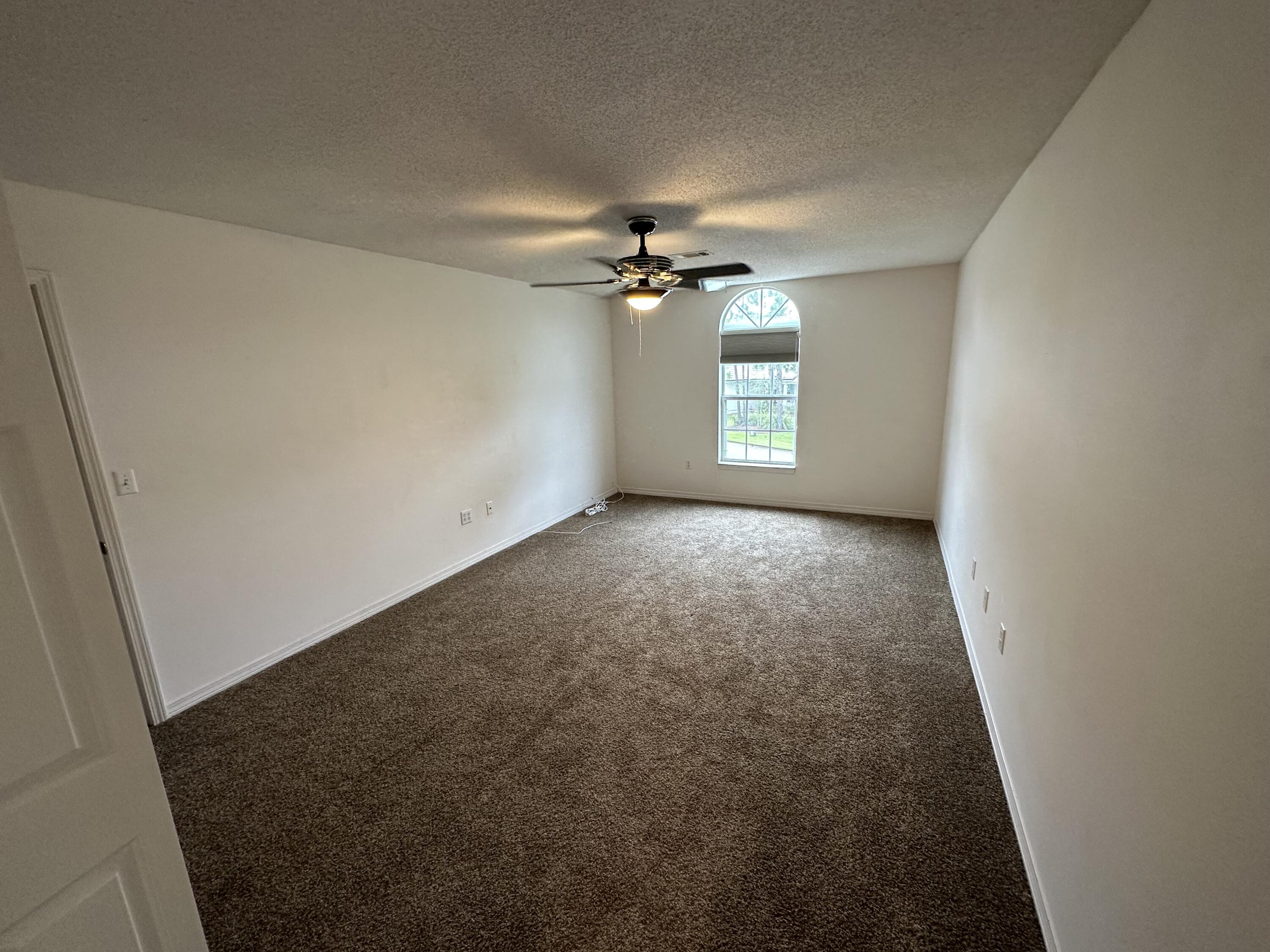 EMERALD BAY PH 1A - Residential Lease