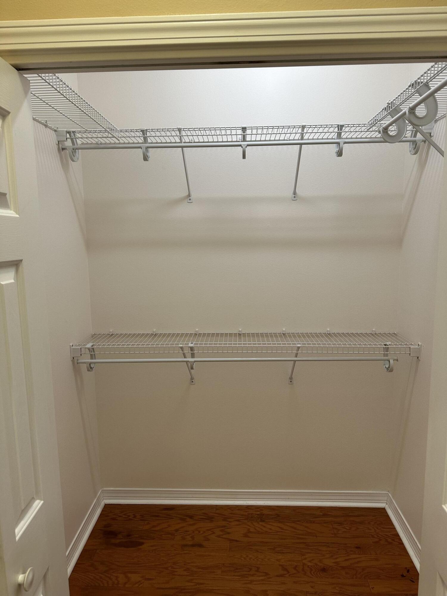 EMERALD BAY PH 1A - Residential Lease