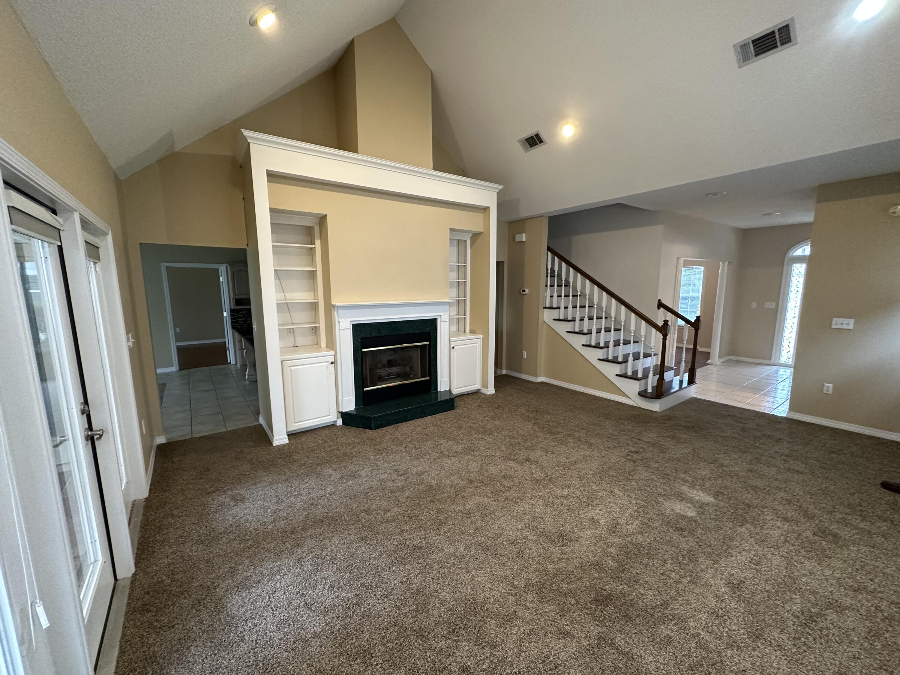 EMERALD BAY PH 1A - Residential Lease