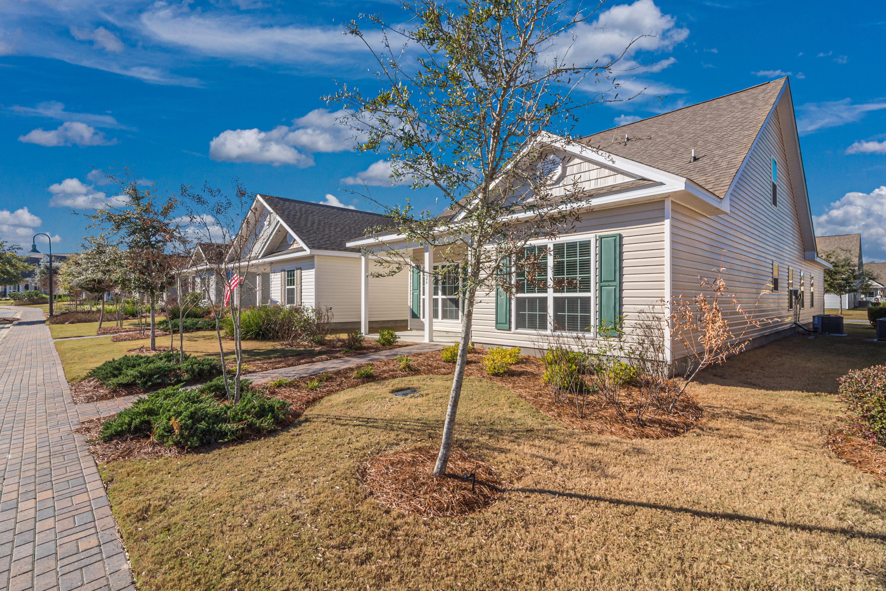 HAMMOCK BAY - Residential