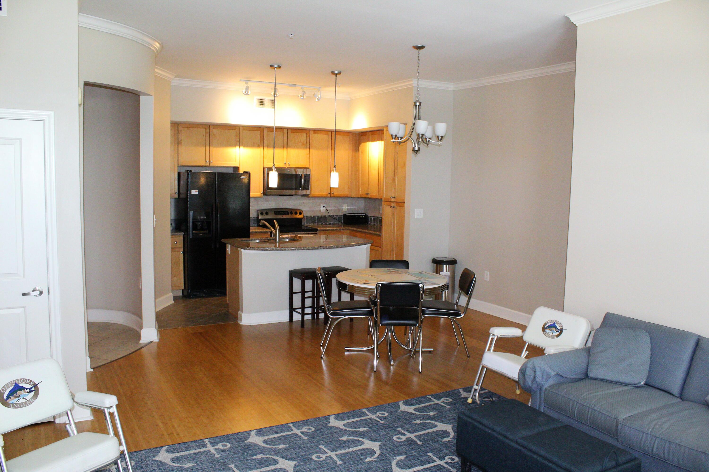 ISLAND RESERVE - Residential