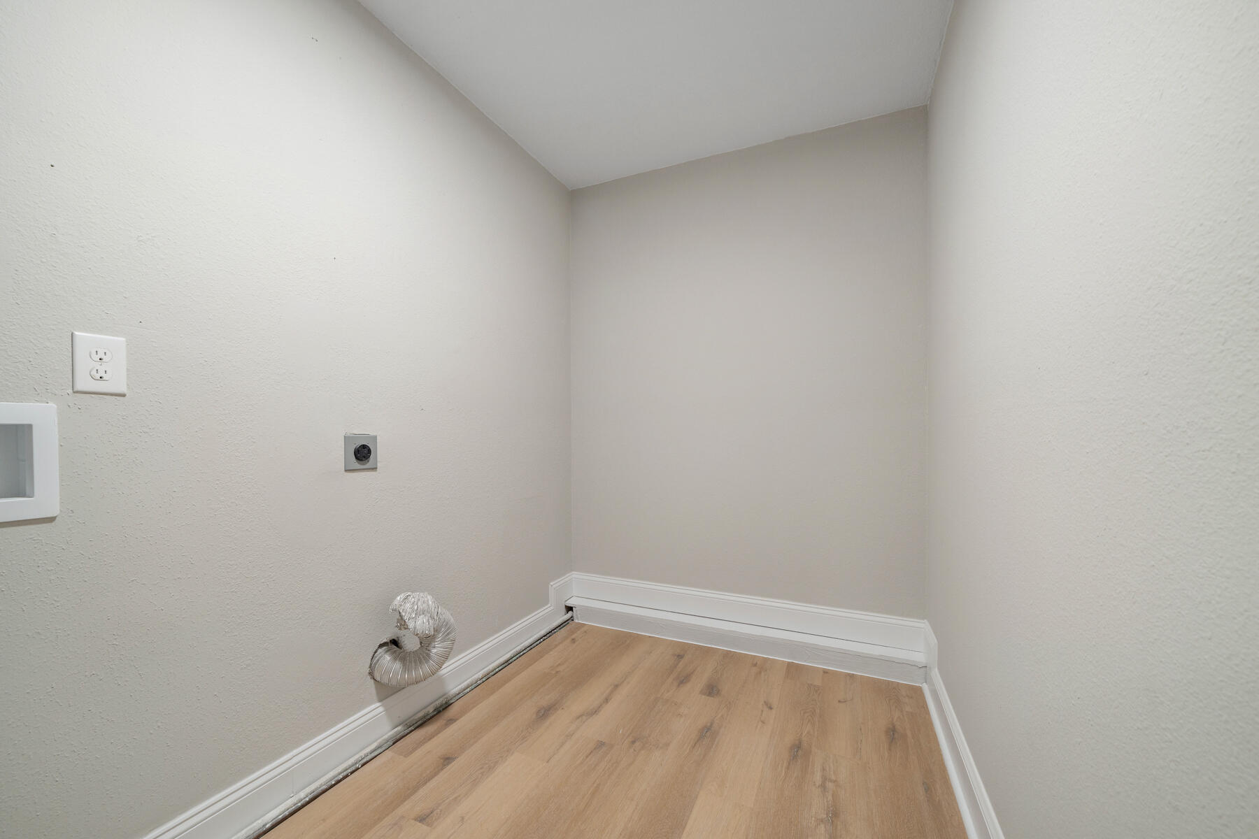 Racetrack S/D - Residential