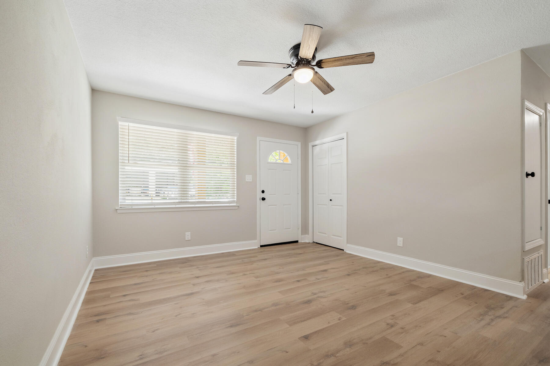 Racetrack S/D - Residential