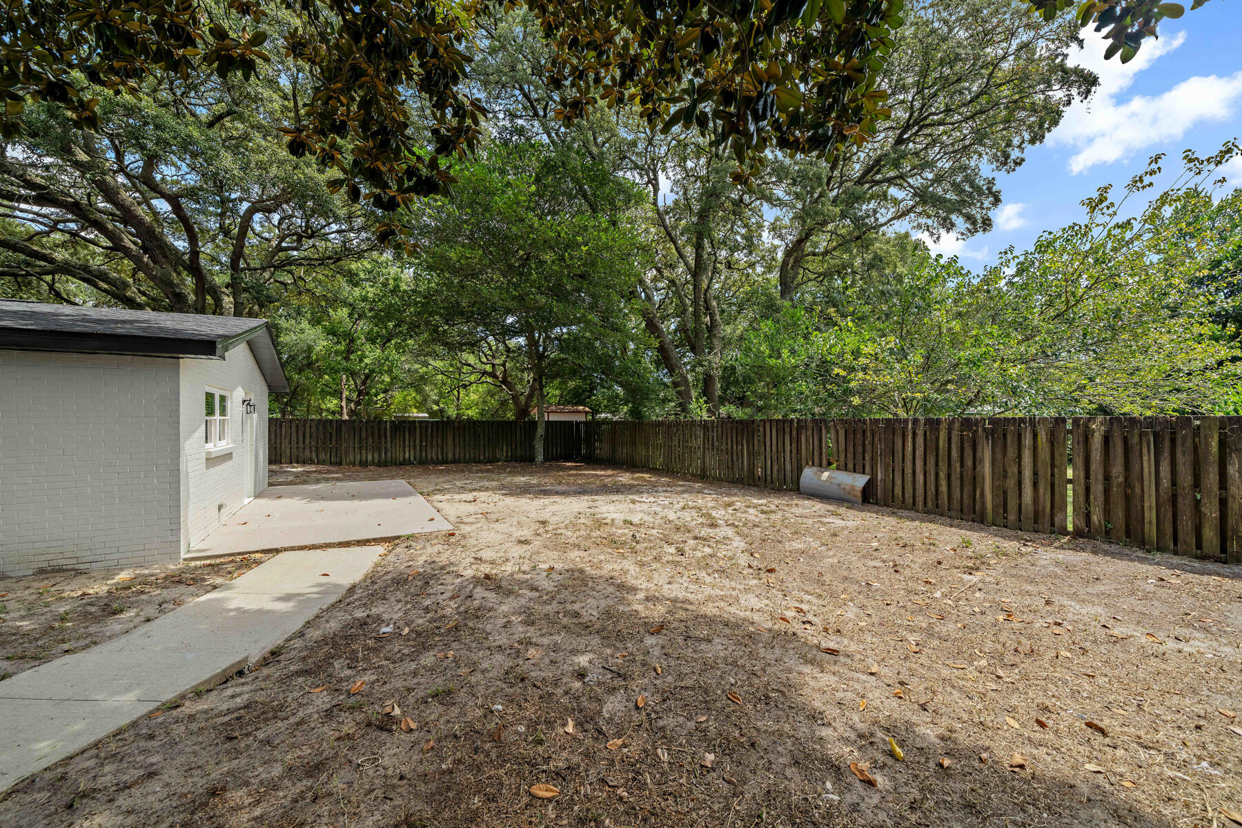 Racetrack S/D - Residential