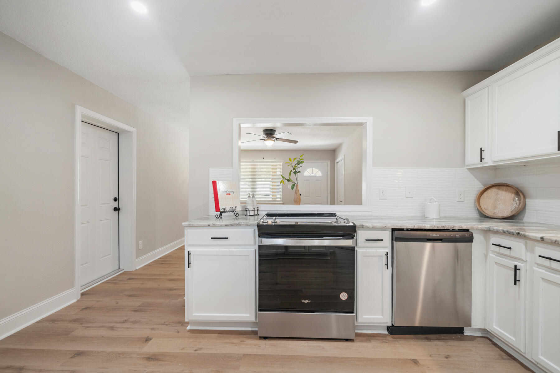 Racetrack S/D - Residential