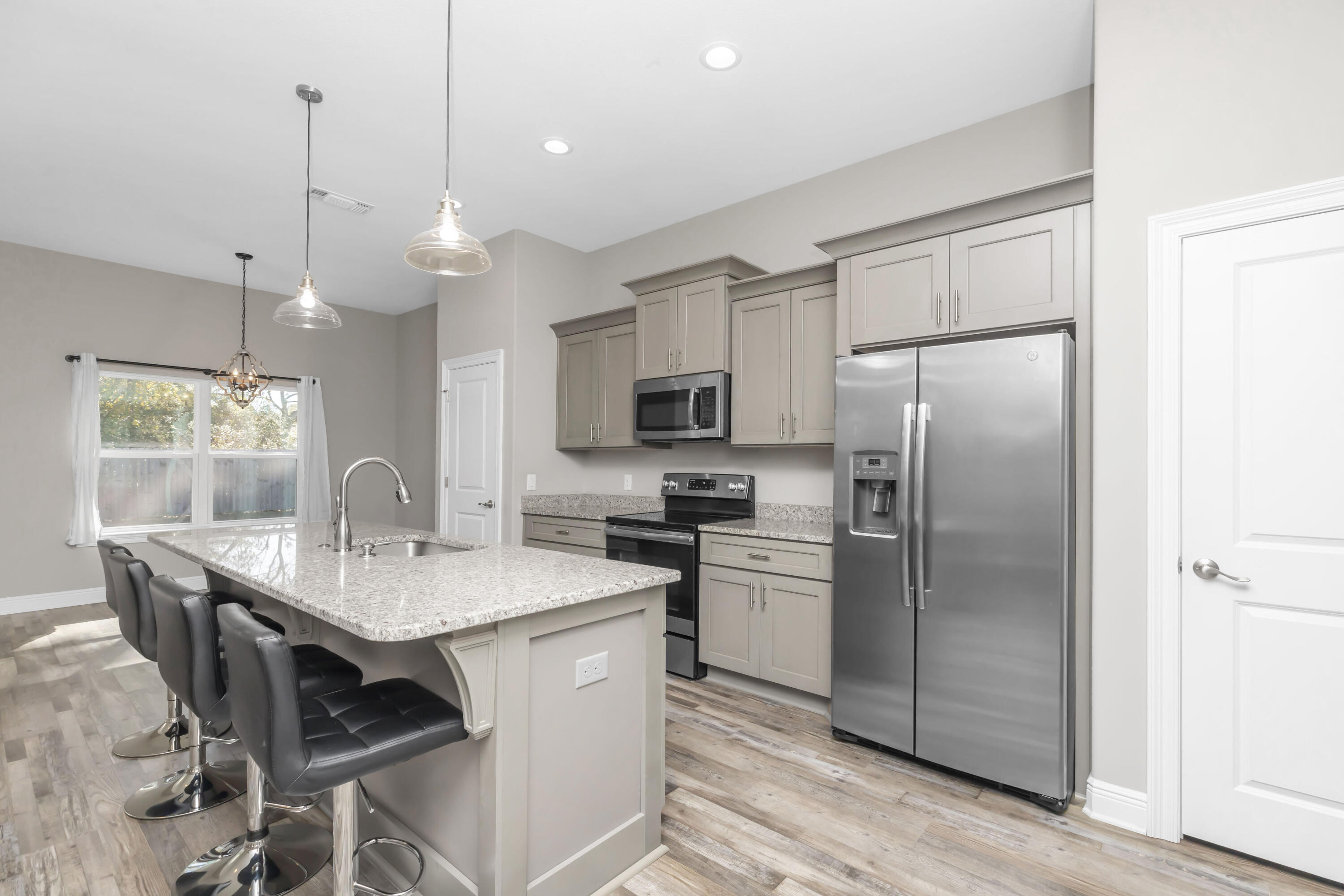 N/A - Residential Lease