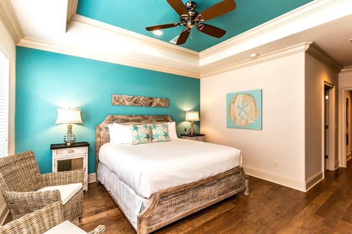 MIRAMAR BEACH VILLAS - Residential