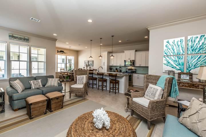 MIRAMAR BEACH VILLAS - Residential