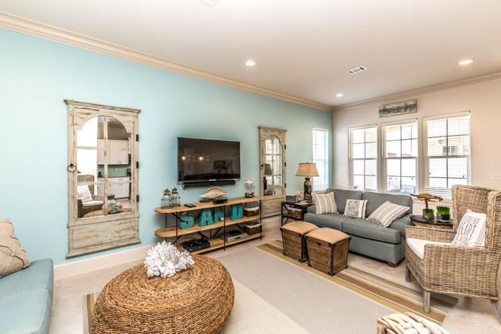 MIRAMAR BEACH VILLAS - Residential